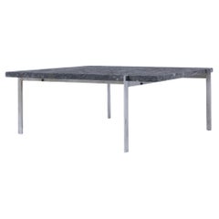 PK 61 - Mesa baja de mármol Porsgrunn de Poul Kjærholm