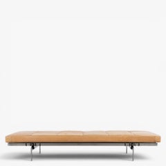 PK 80 - Daybed in natural leather by Poul Kjærholm