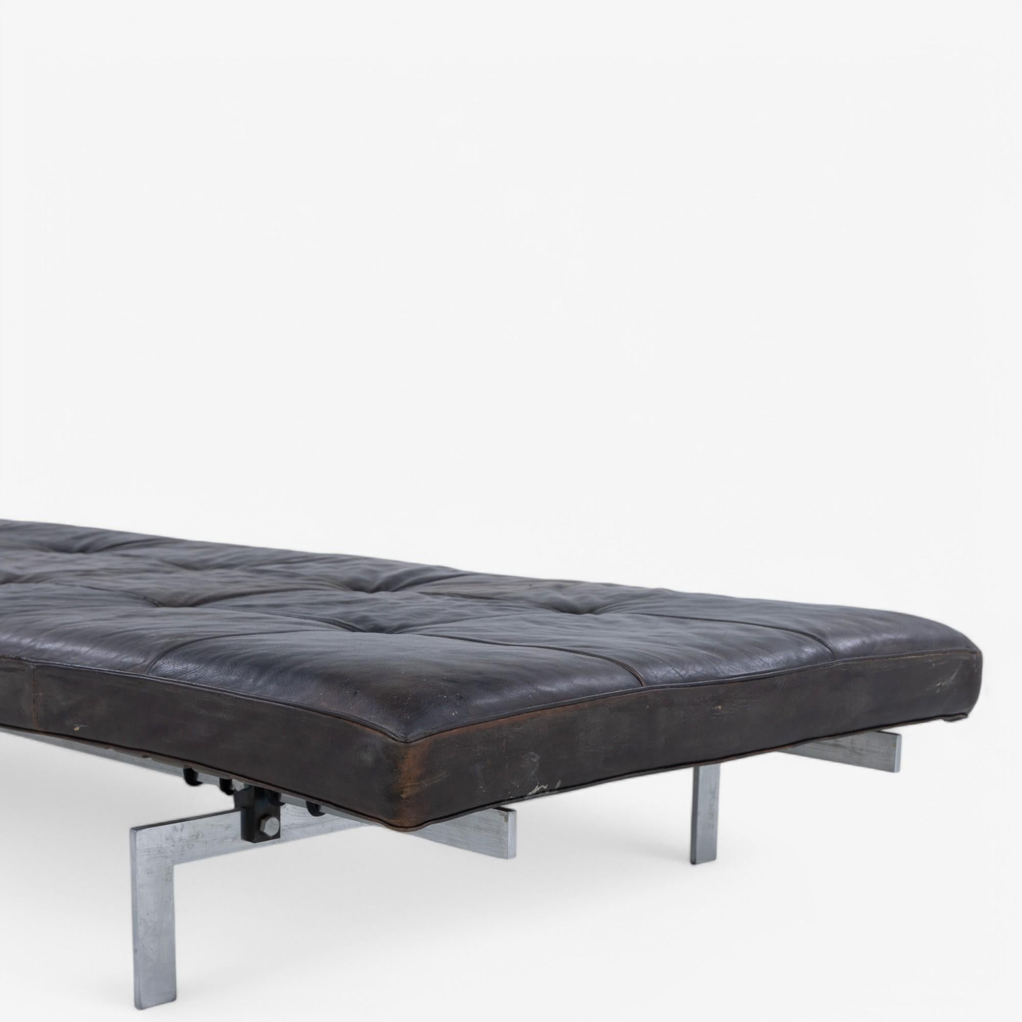 Acier PK 80 - Lit de repos en cuir original de Poul Kjærholm