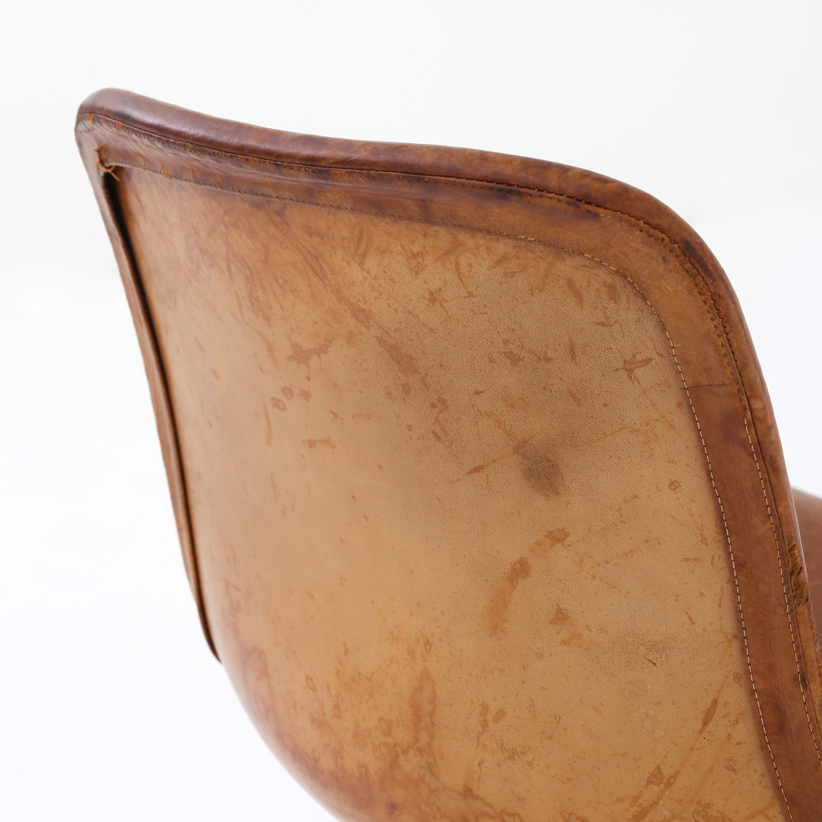 PK 9 Tulip Chair by Poul Kjærholm For Sale 1