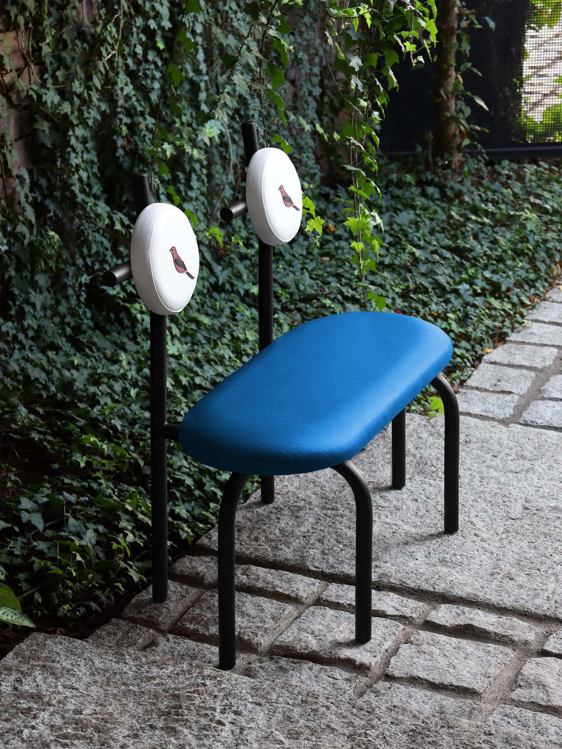 PK17 Impermeable Loveseat, blauer Sitz und schwarze Metallstruktur von Paulo Kobylka im Angebot 2