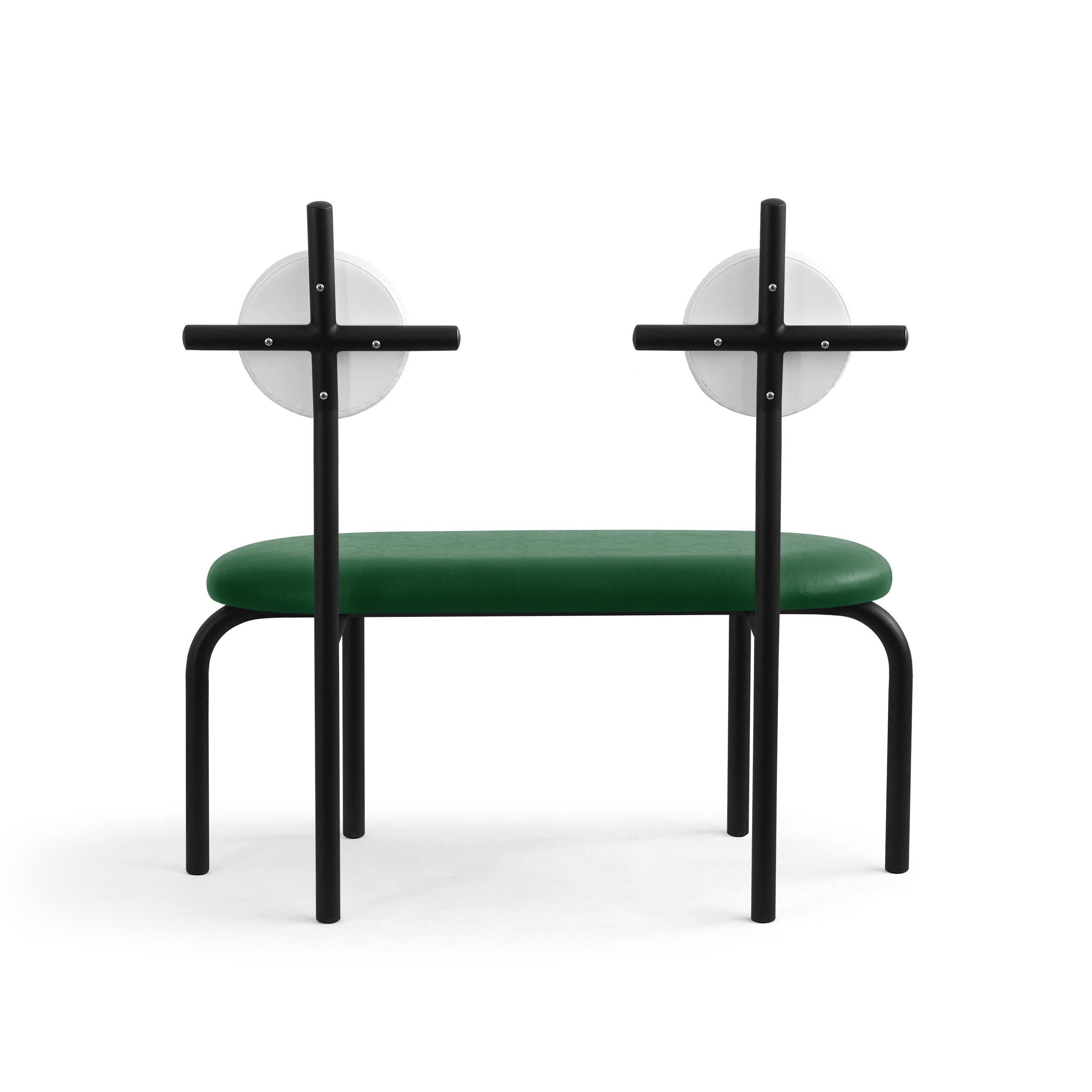 PK17 Impermeable Loveseat, grüner Sitz und schwarze Metallstruktur von Paulo Kobylka im Zustand „Neu“ im Angebot in Londrina, Paraná