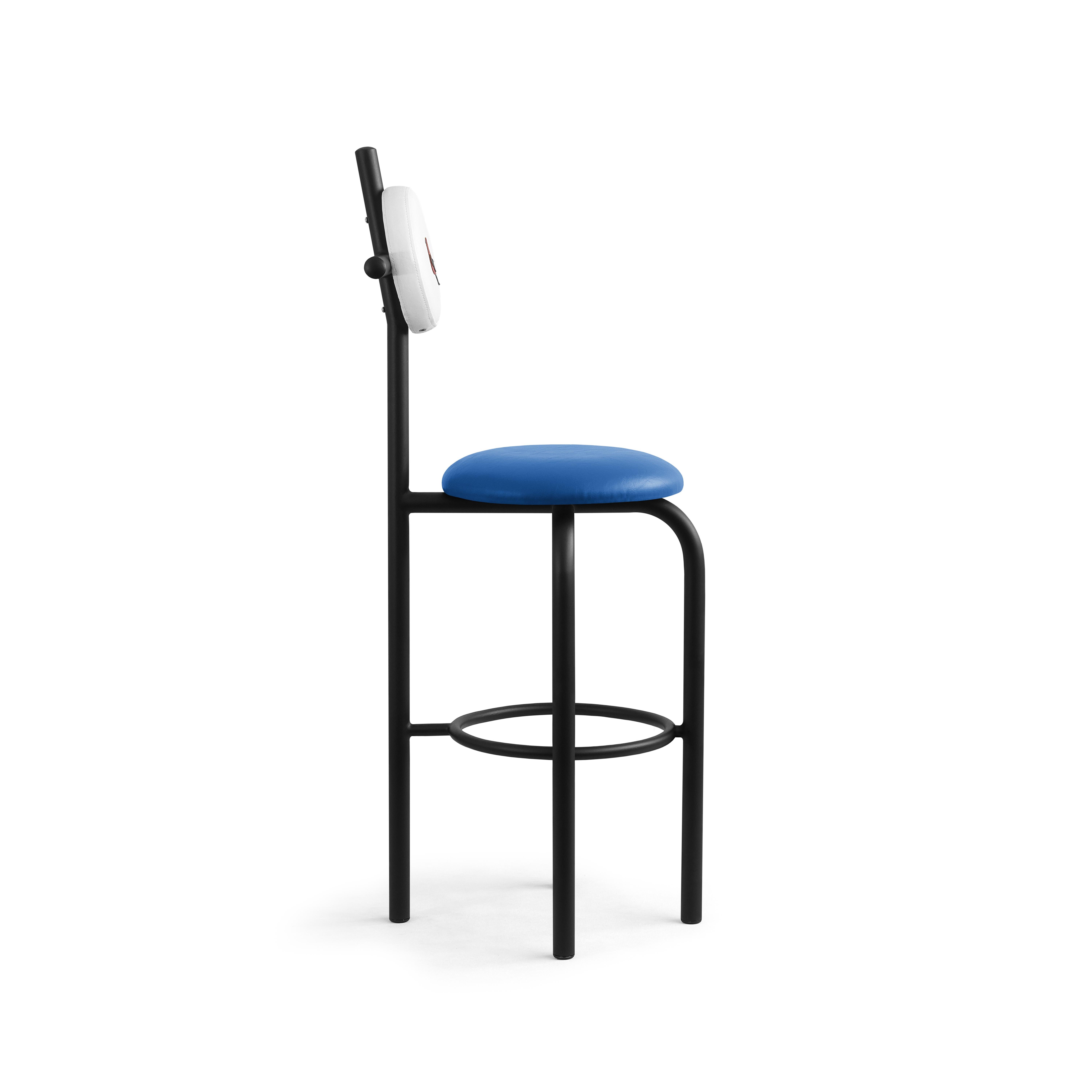 Brazilian PK19 Impermeable Bar Stool, Blue Seat & Black Metal Structure by Paulo Kobylka For Sale