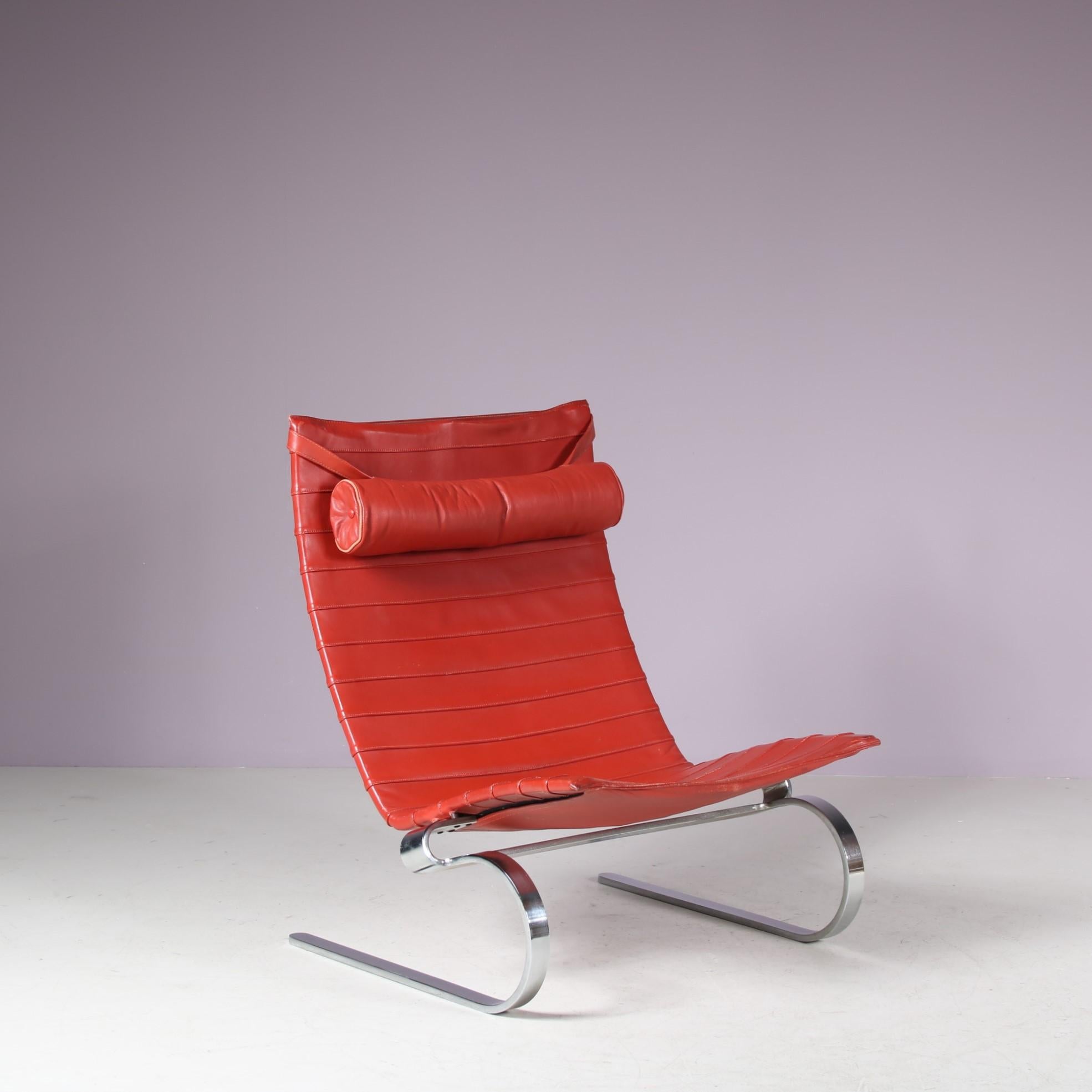A beautiful PK20 lounge chair, designed by Poul Kjaerholm and manufactured by E. Kold Christensen in Denmark around 1970.

This very rare chair is guaranteed to draw the attention of any design enthusiast! It has a beautiful chrome-plated metal base