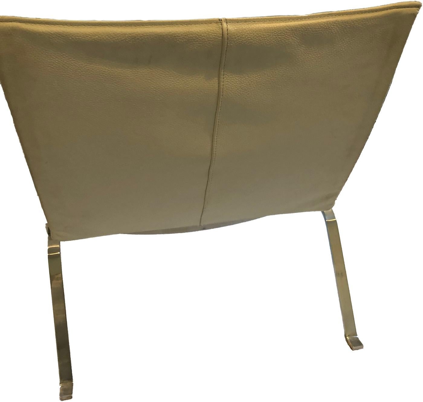 Danois Chaise d'appoint tapissée en cuir blanc PK22 Poul Kjaerholm en vente