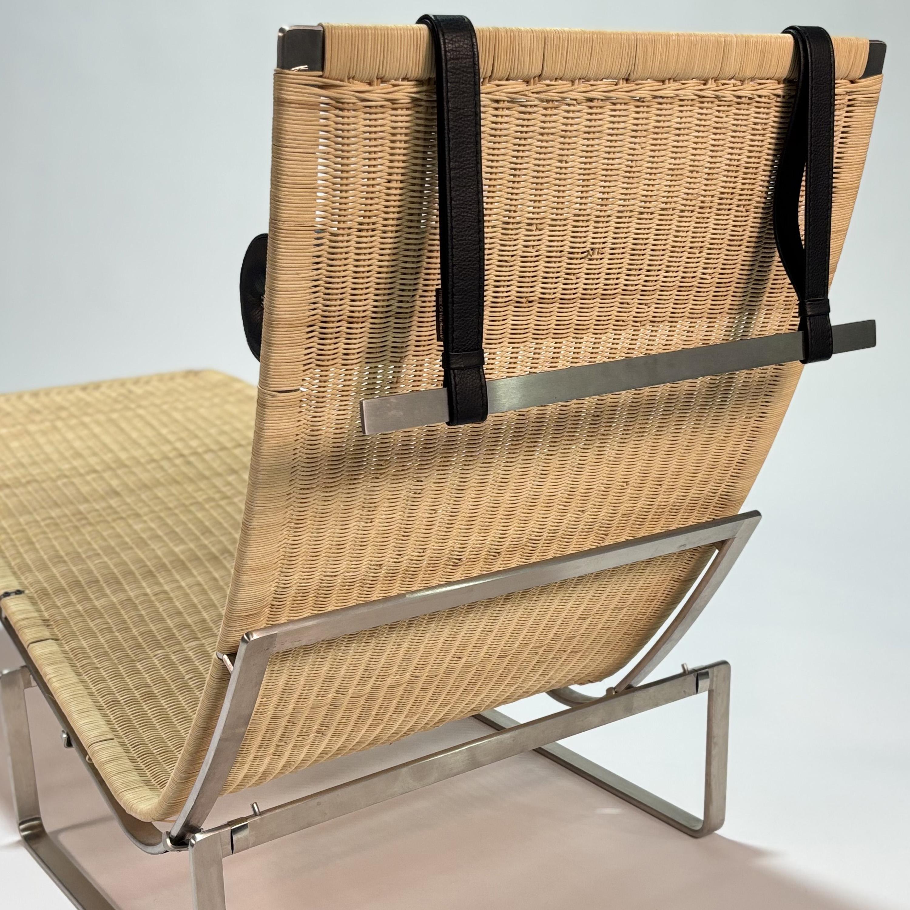 Chaise Lounge PK24 di Poul Kjaerholm 1