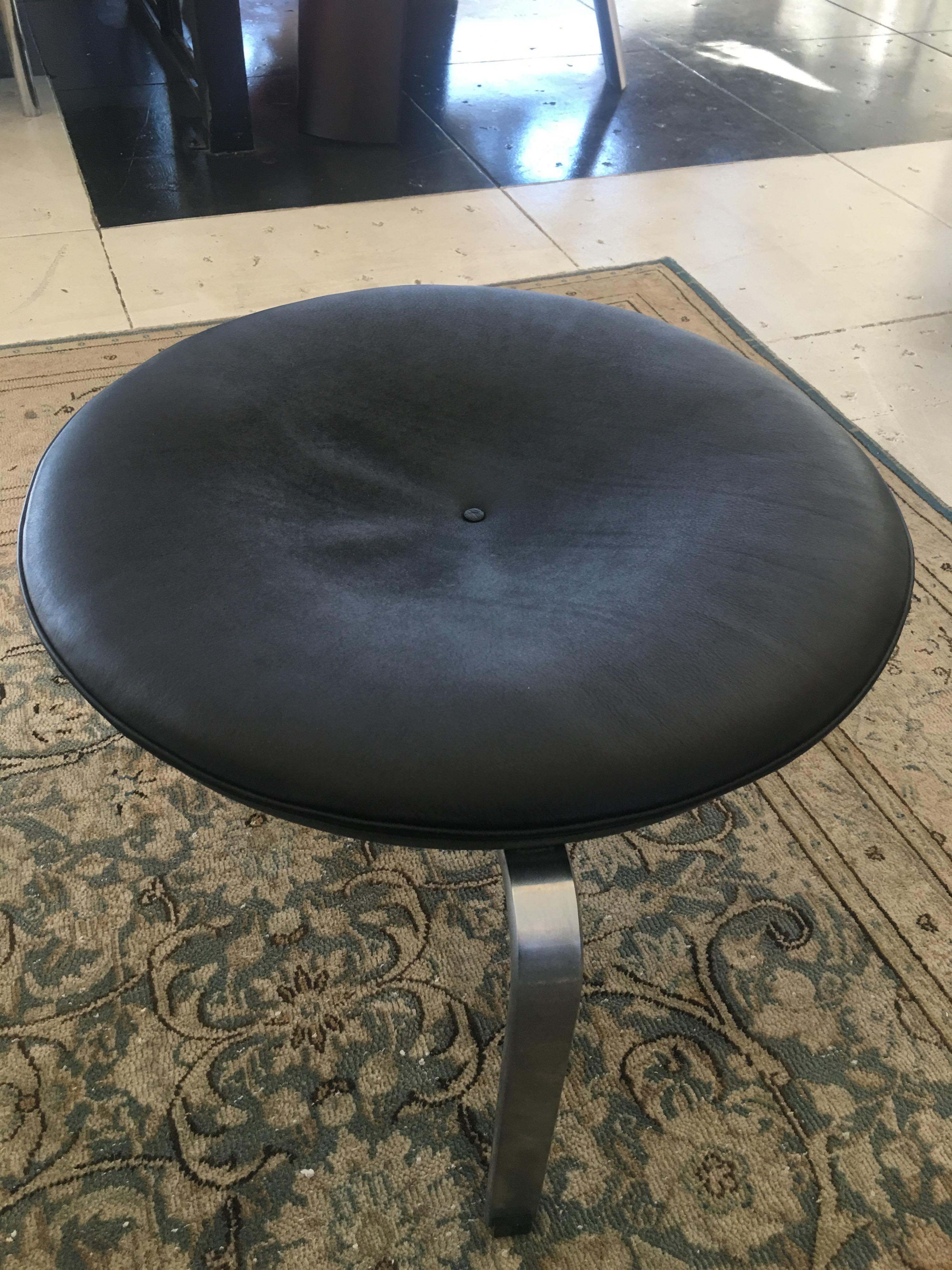 Mid-Century Modern PK33 Stool by Poul Kjærholm For Sale