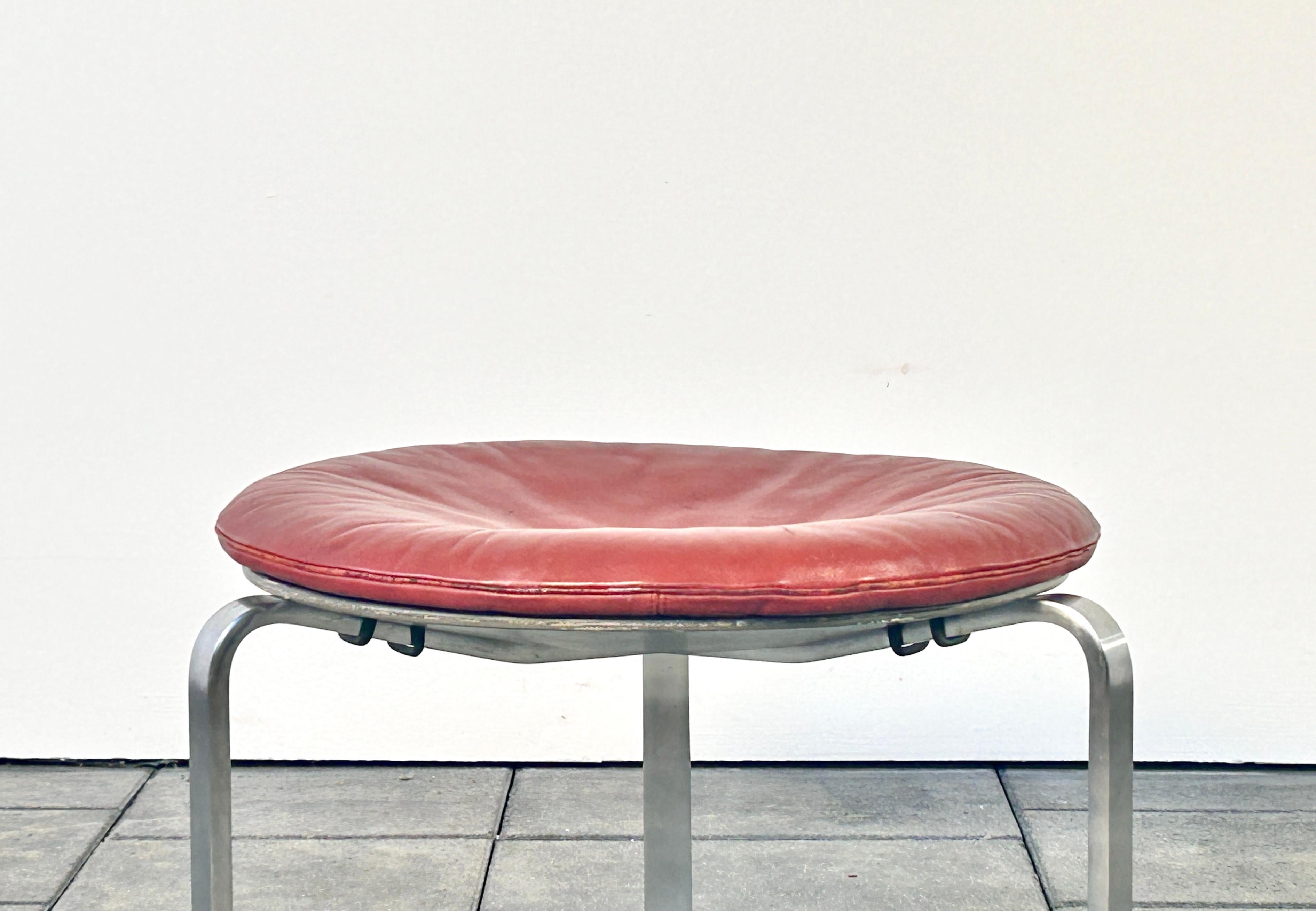 20th Century PK33 stool designed by Poul Khaerholm for Kold Christensen, Denmark For Sale