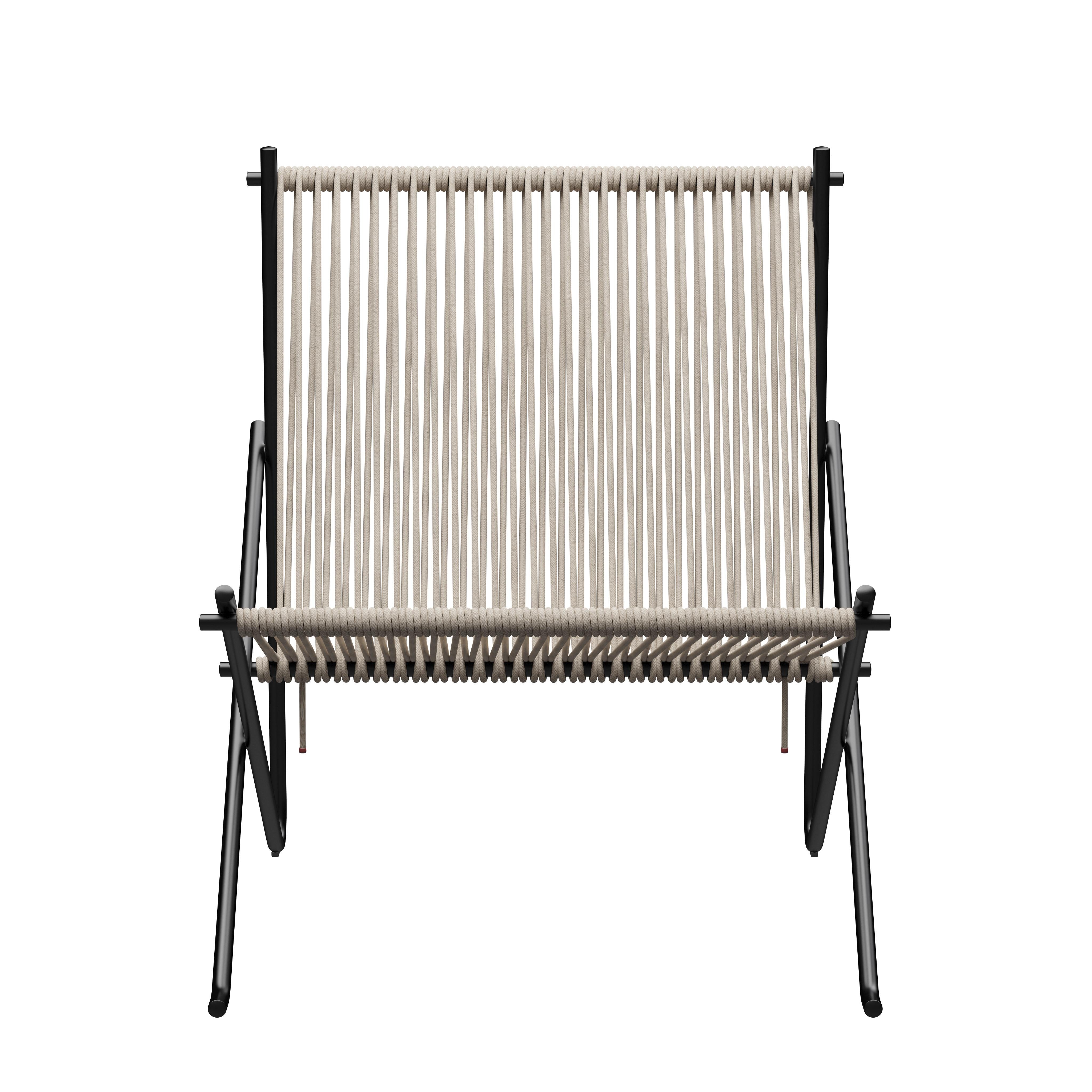 Scandinavian Modern 'PK4' Lounge Chair for Fritz Hansen in Natural Flag Halyard with Black Frame For Sale
