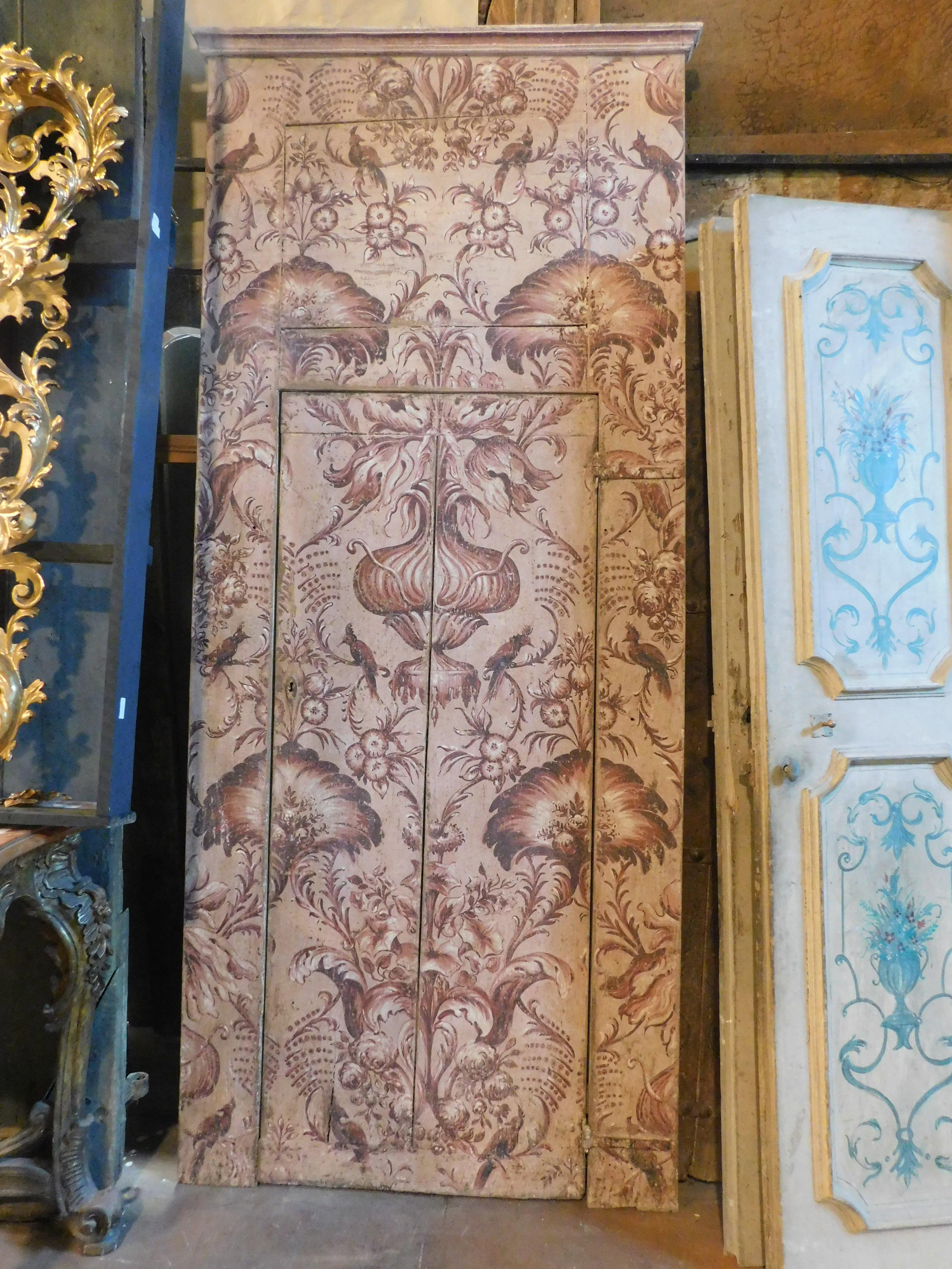 Placa, armario de pared o puerta, ricamente pintada con adornos florales de tapicería Italiano en venta