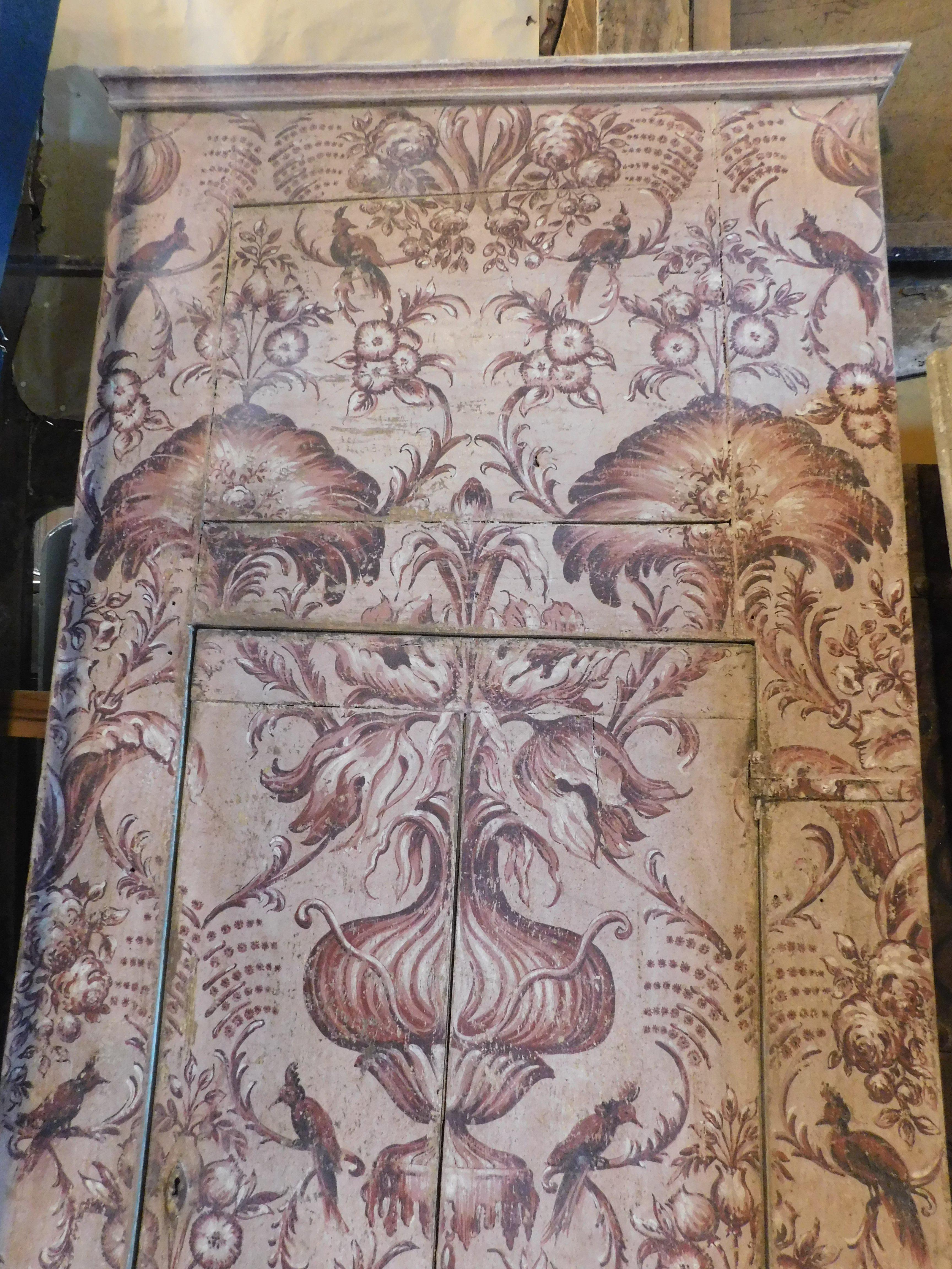 Placa, armario de pared o puerta, ricamente pintada con adornos florales de tapicería Pintado a mano en venta