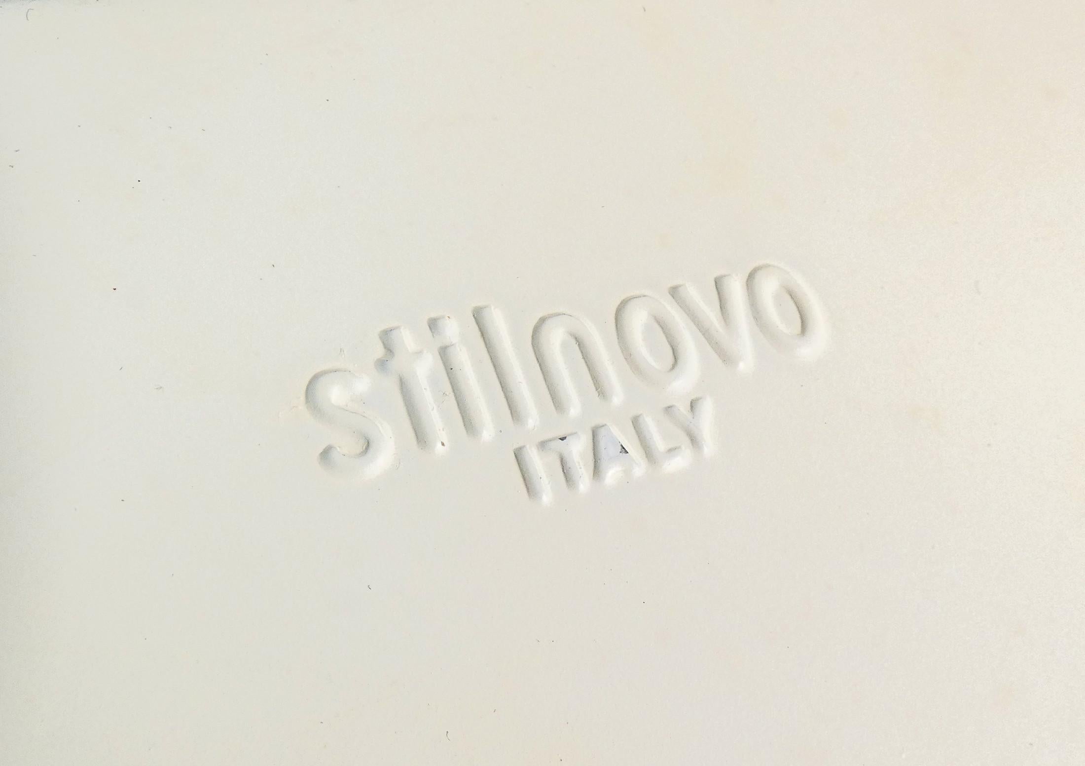 Plafonnier design STILNOVO mod. 1183 en métal laqué, laiton et verre. 1950s en vente 6