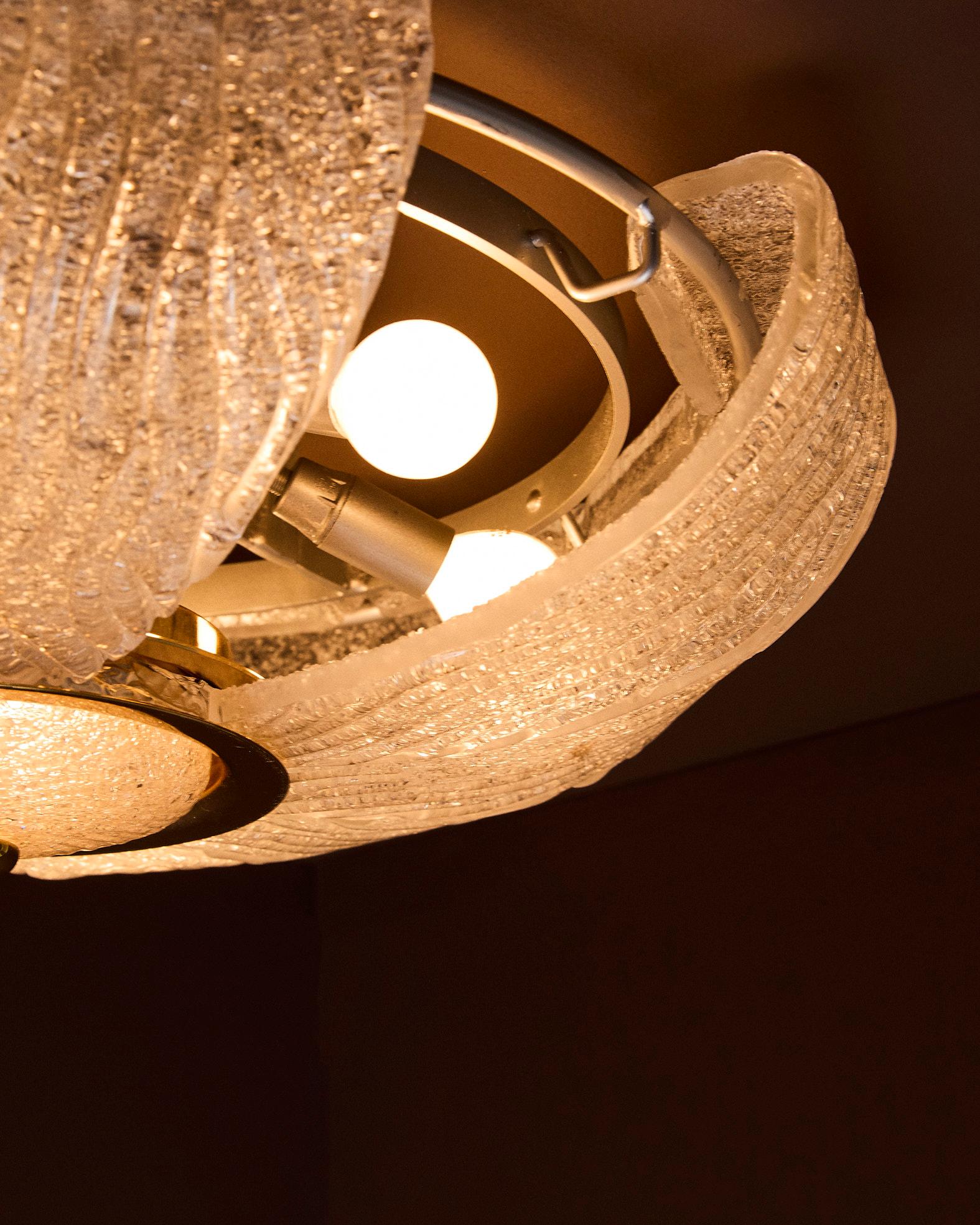 Plafoniera Royal in vetro di Murano e ottone, Barovier & Toso, Italia, 1970 ca. en venta 2