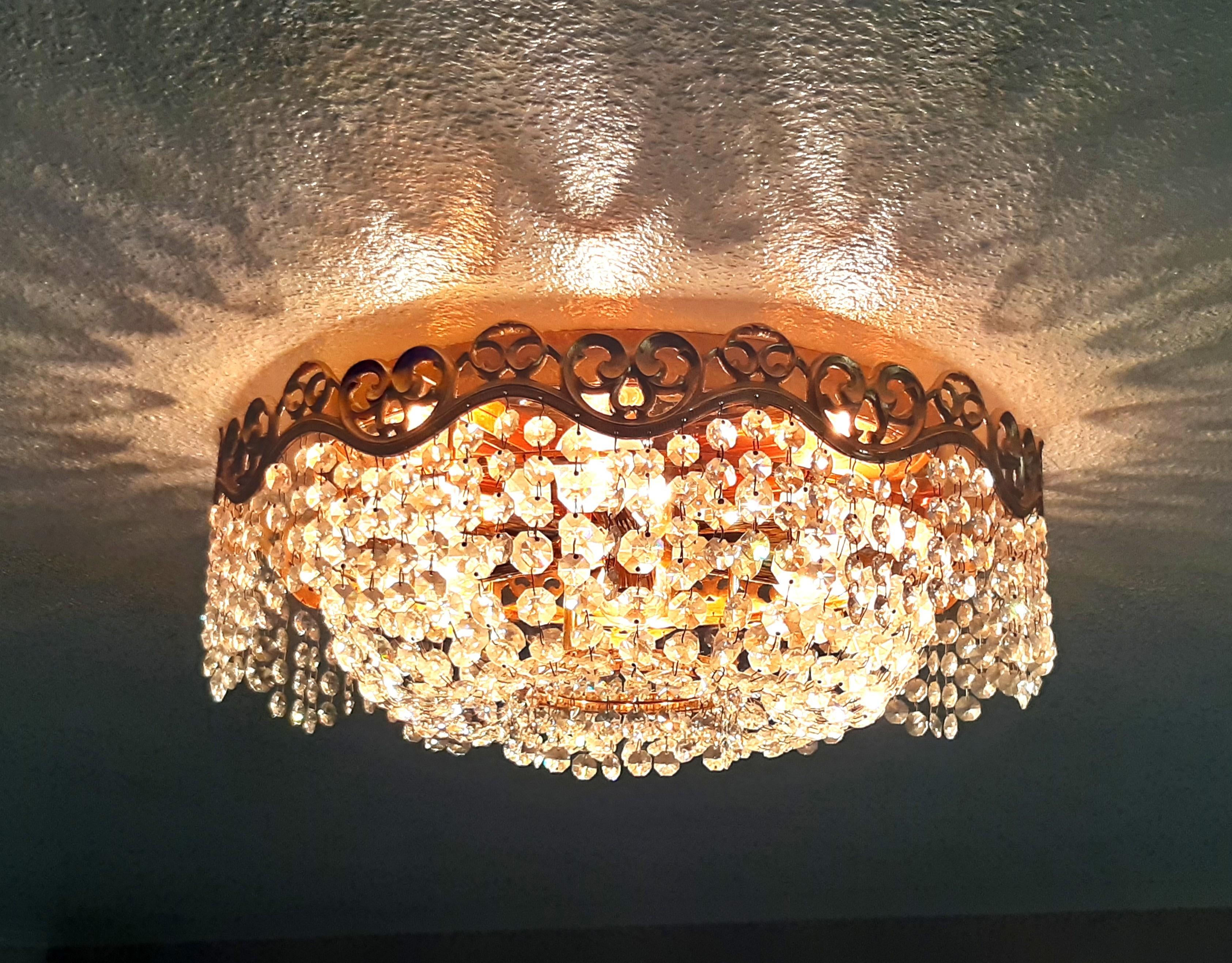Plafonière Deckenleuchte Lüster SÖLKEN (?) mit Prismen um 1960 In Good Condition For Sale In Aachen, DE