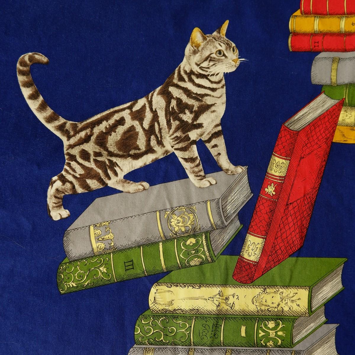 Plaid Cats on Books by Piero Fornasetti In Good Condition For Sale In Brussels, BE