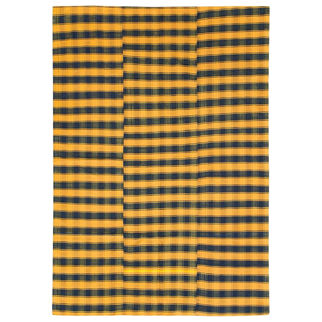 Plaid Mid-20th Century Handmade Turkish Flat-Weave Kilim Room Size Accent Rug For Sale