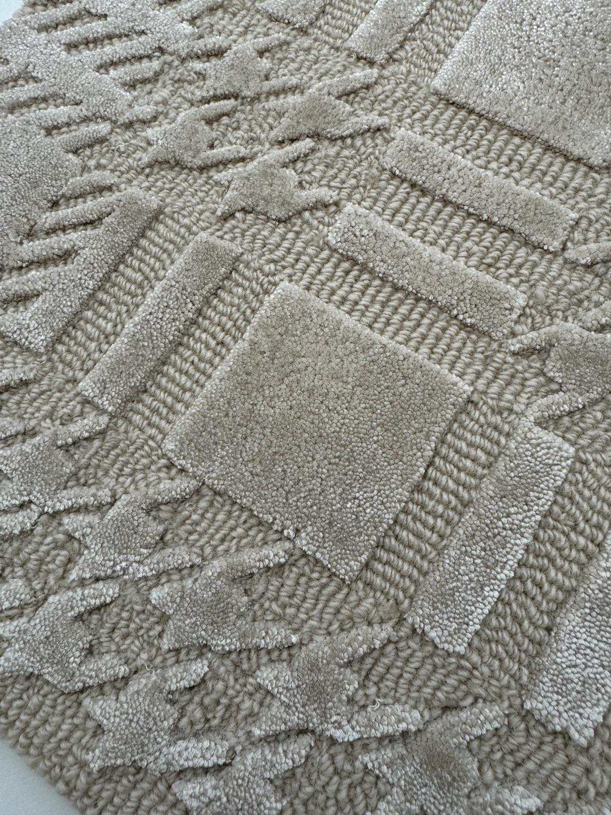 Norvégien Tapis écru à carreaux par Volver Studios en vente