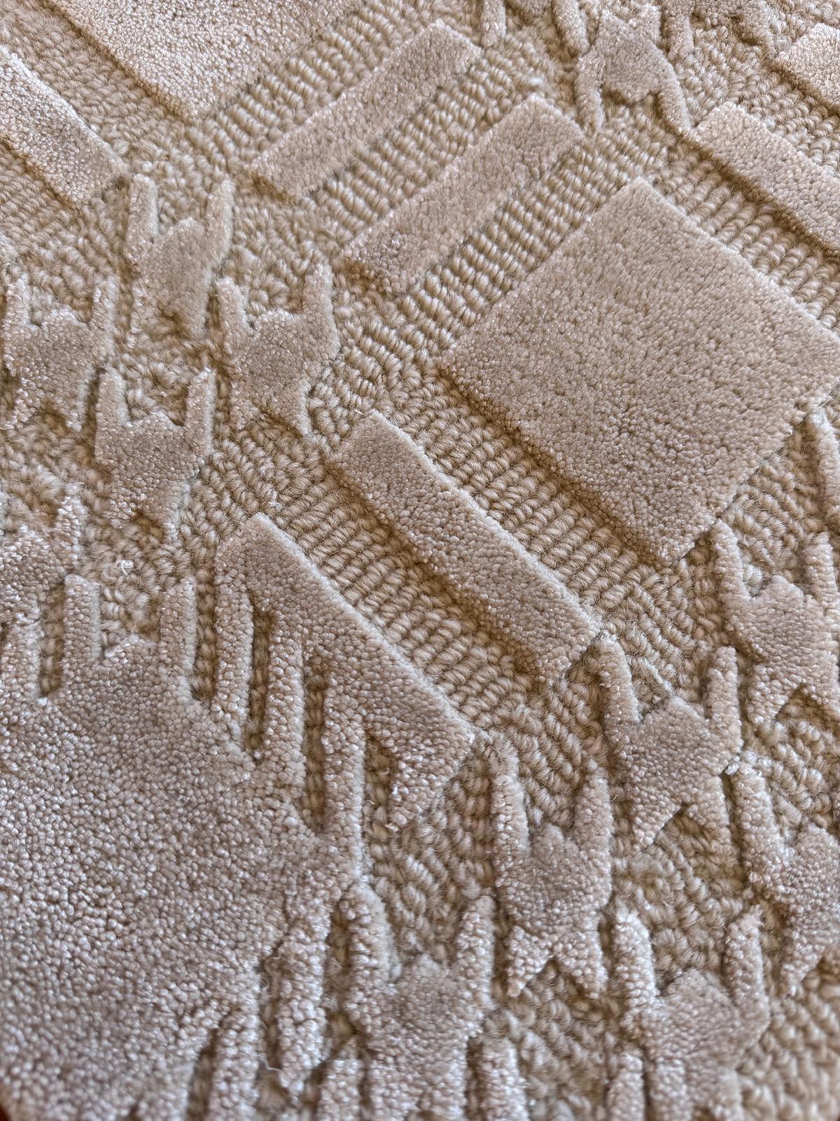 Autre Tapis écru à carreaux par Volver Studios en vente