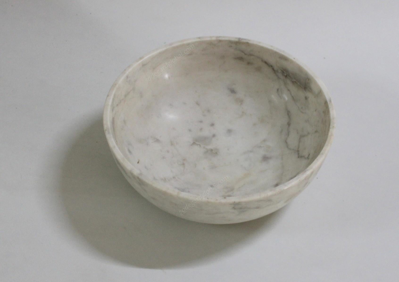 Plain Bowl in White Marble Handcrafted in India by Stephanie Odegard For Sale 4