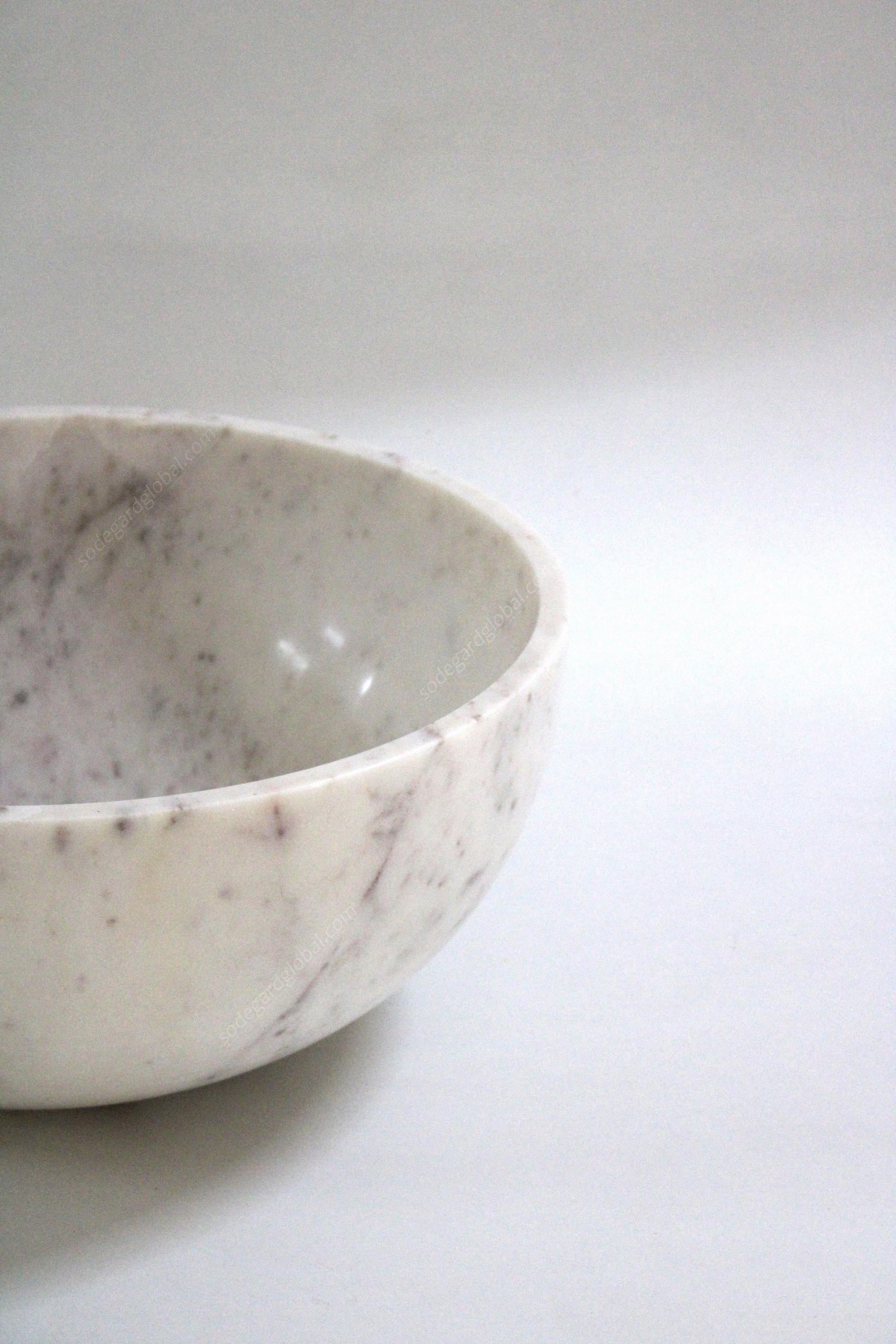 Plain Bowl in White Marble Handcrafted in India by Stephanie Odegard For Sale 1