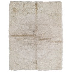 Plain Off-White Minimalist Tulu Rug, 100% Soft Natural Wool, Custom Options Avl