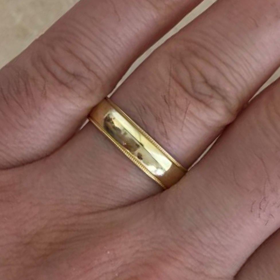Plain Wedding Band, 14K Yellow Gold In Excellent Condition For Sale In New York, NY
