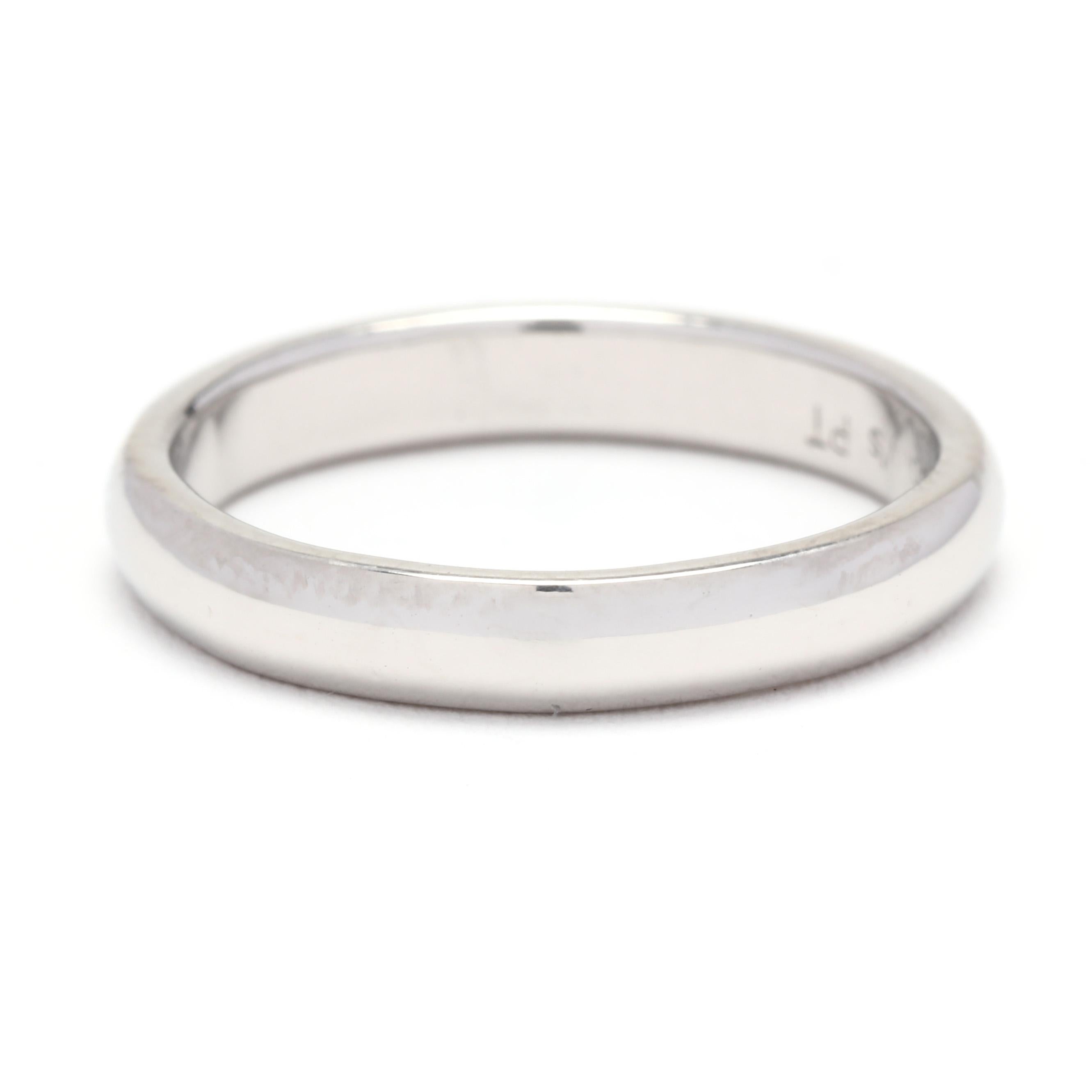 Ring Size 5.25

Rise Off Of Finger: 1.6 mm

Width: 3 mm

Weight: 2.8 dwts. / 4.3 grams

Stamps: PT Jolly's

A Couple Of Things to Note:
* This is a vintage item and may show signs of wear. It has been cleaned.
* Please feel free to reach out to us