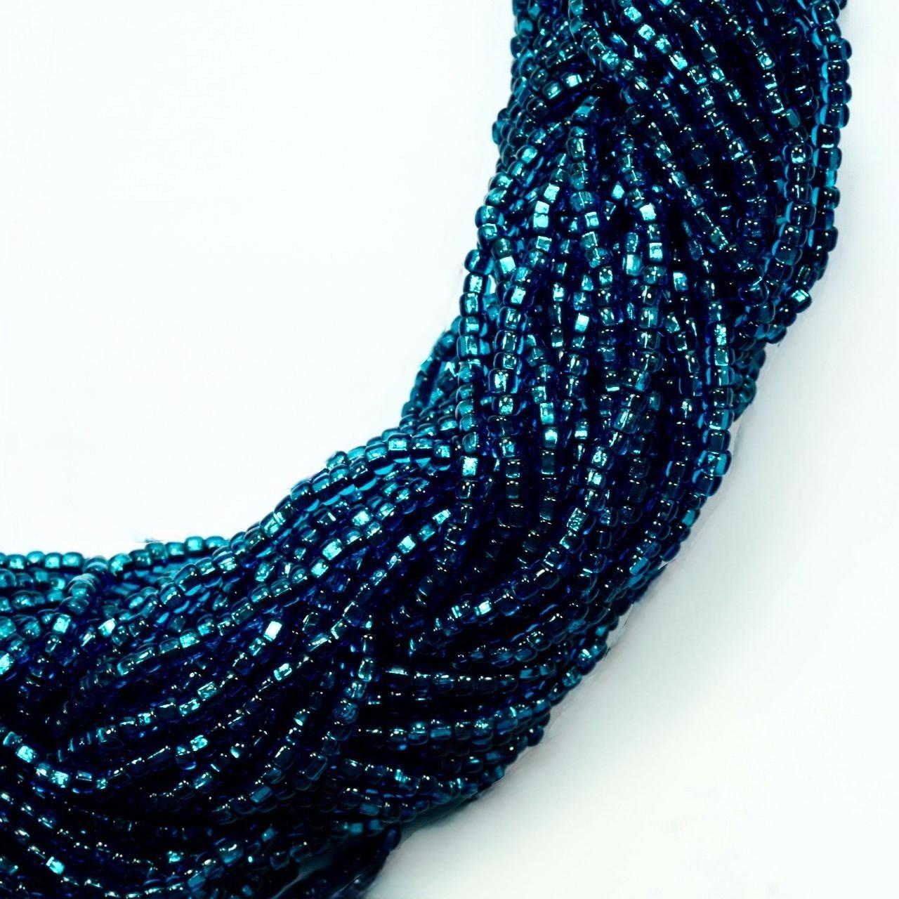 Collana di perle di vetro blu a più fili intrecciati in vendita 1