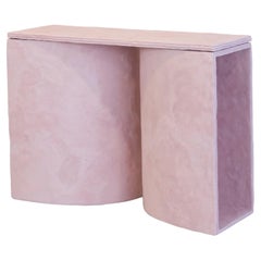 PLANE Konsolen-/Konsolentisch aus rosa Zement von Bailey Fontaine REPby Tuleste Factory