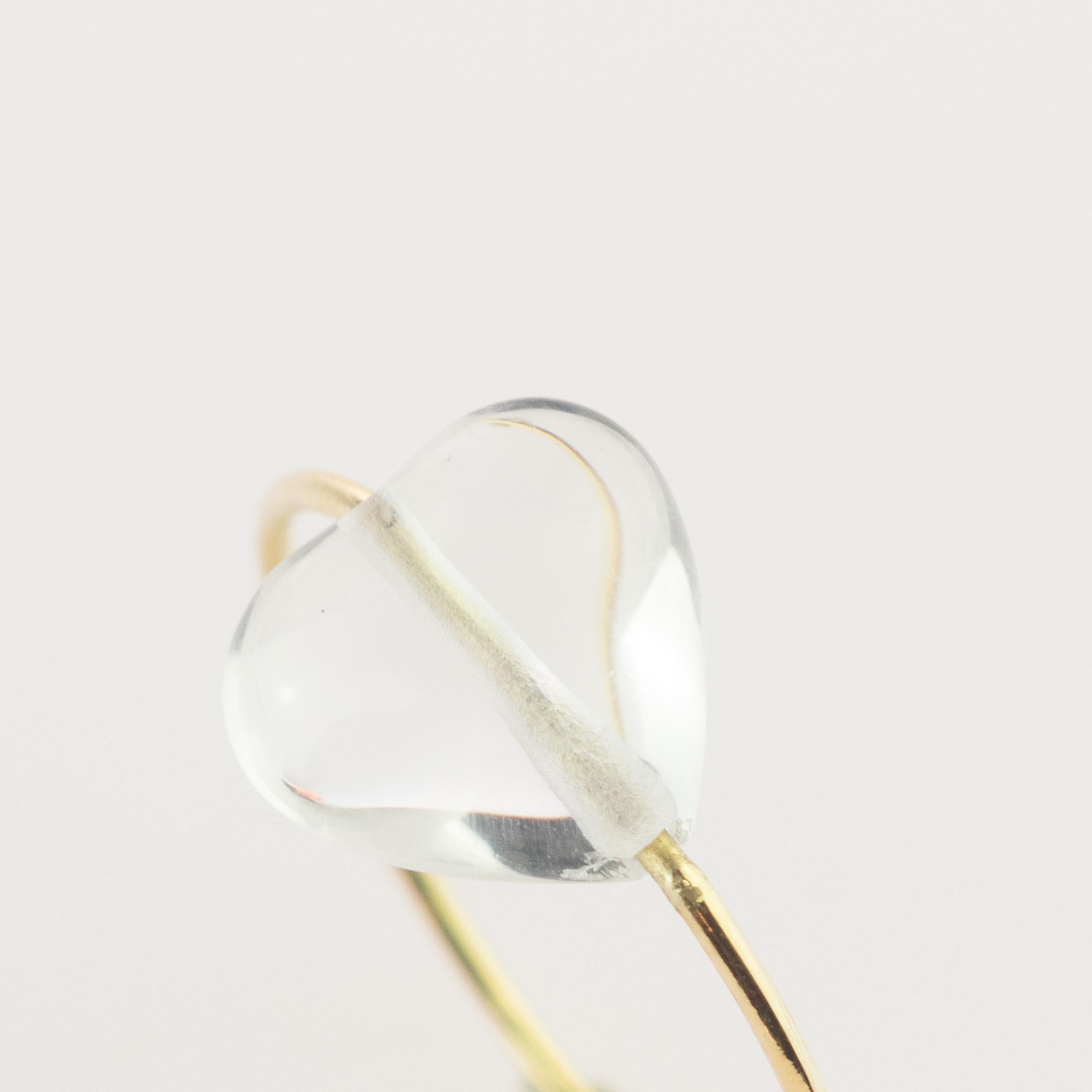 Planet Love: 18 Karat Gelbgold Boho-Ring mit schwarzem Achat und Bergkristall Herz (Herzschliff) im Angebot