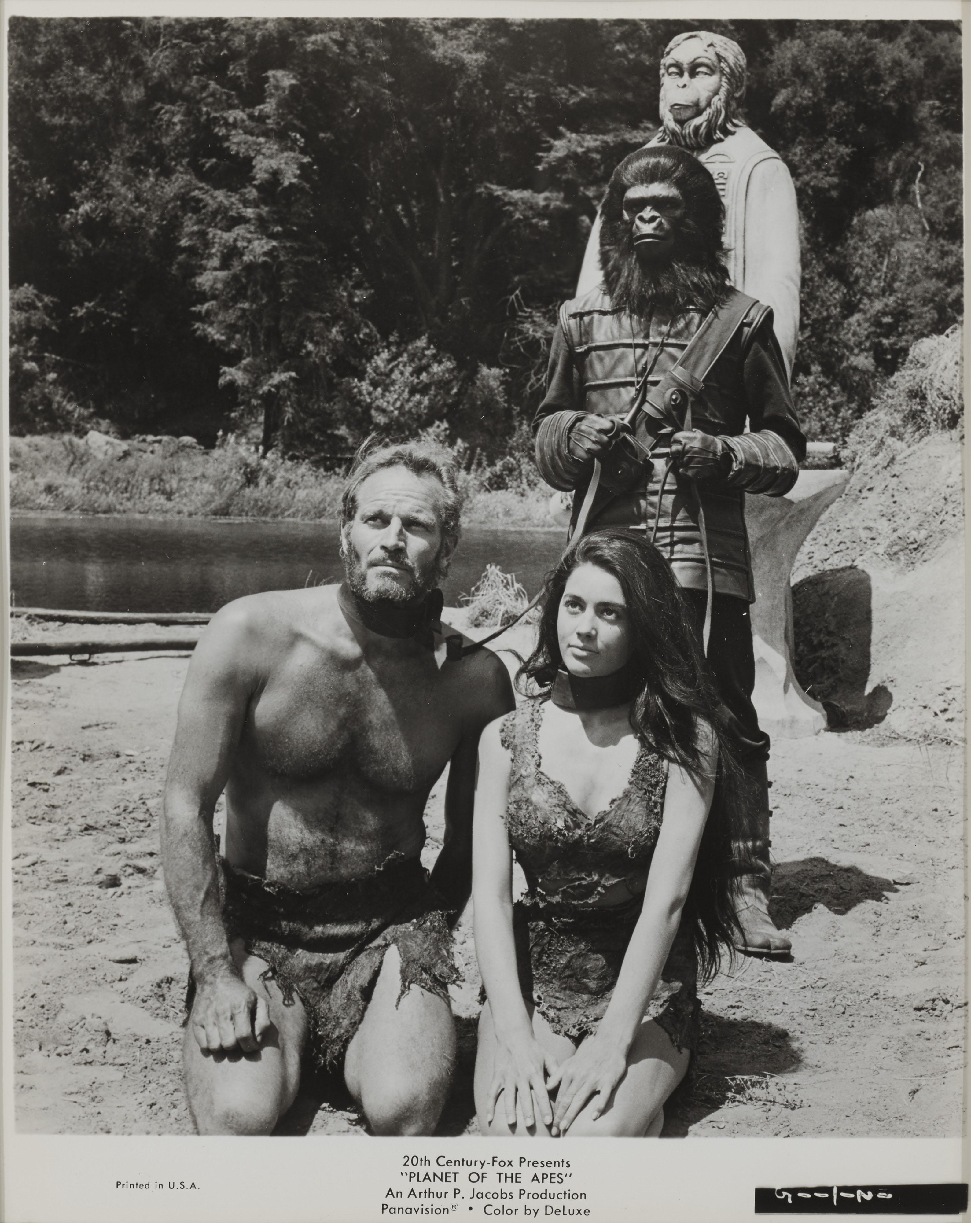 Fotograma original de producción de la primera película del Planeta de los Simios de 1968.
 Esta película de ciencia ficción de culto fue dirigida por Franklin J. Schaffner y protagonizada por Charlton Heston. Fue una película de gran éxito, que dio