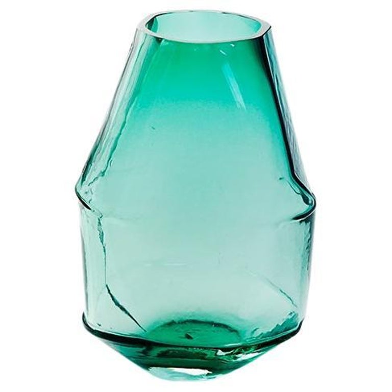 Planified Glass - Emerald Green Vase by Jorge Carreira Handmade in Portugal  For Sale at 1stDibs