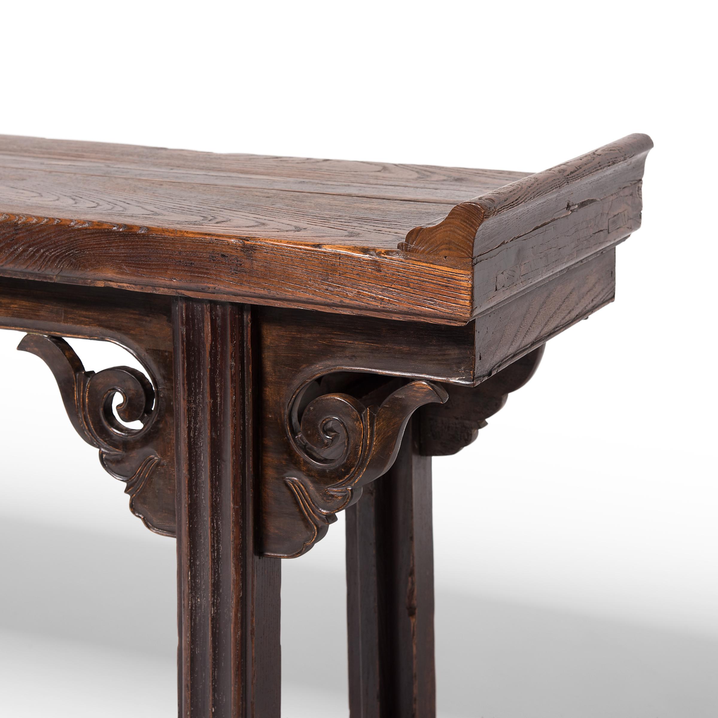 Chinese Plank Top Console Table with Everted Ends, c. 1850 In Good Condition In Chicago, IL