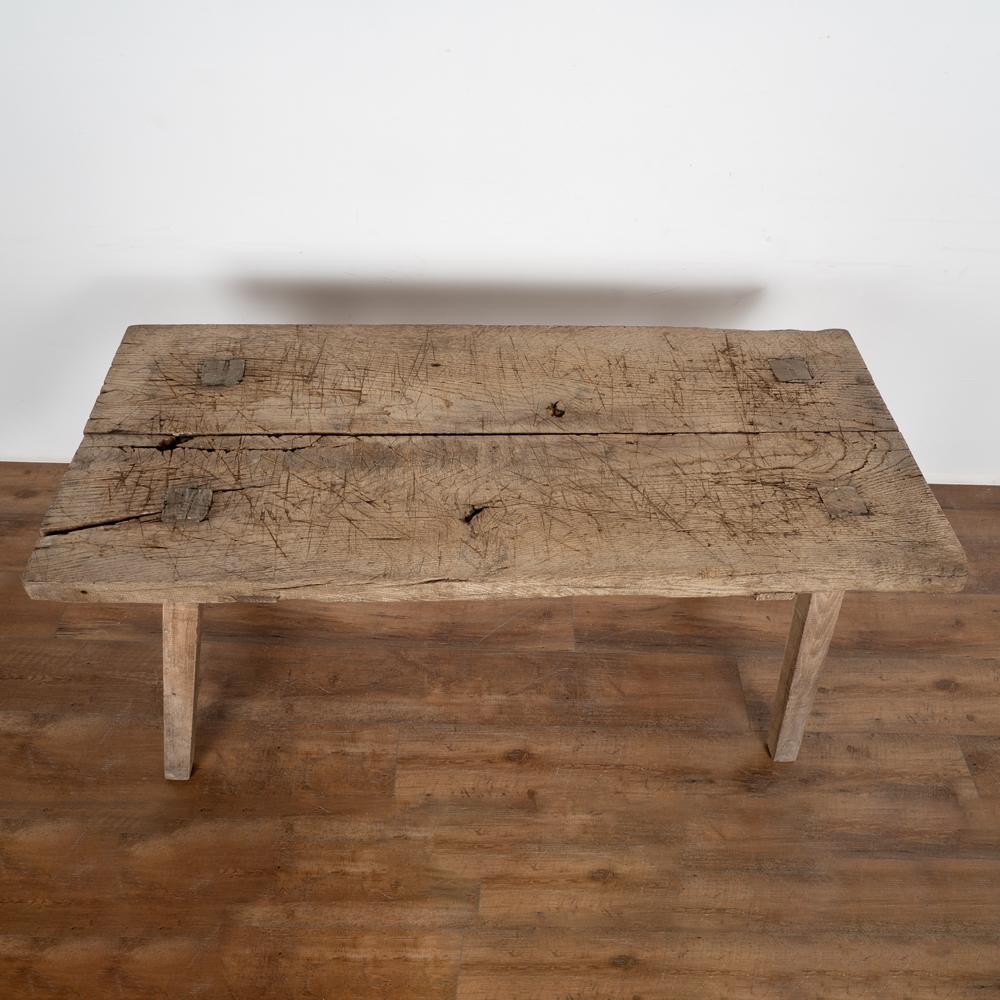 Plank Top Rustic Console Table Old Work Table Peg Splay Legs, circa 1890 In Good Condition In Round Top, TX