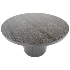 Table ronde avec plateau et base en bois de planches