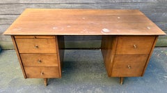 Escritorio de doble pedestal Planner Group de Paul McCobb para Winchendon for Refinishing