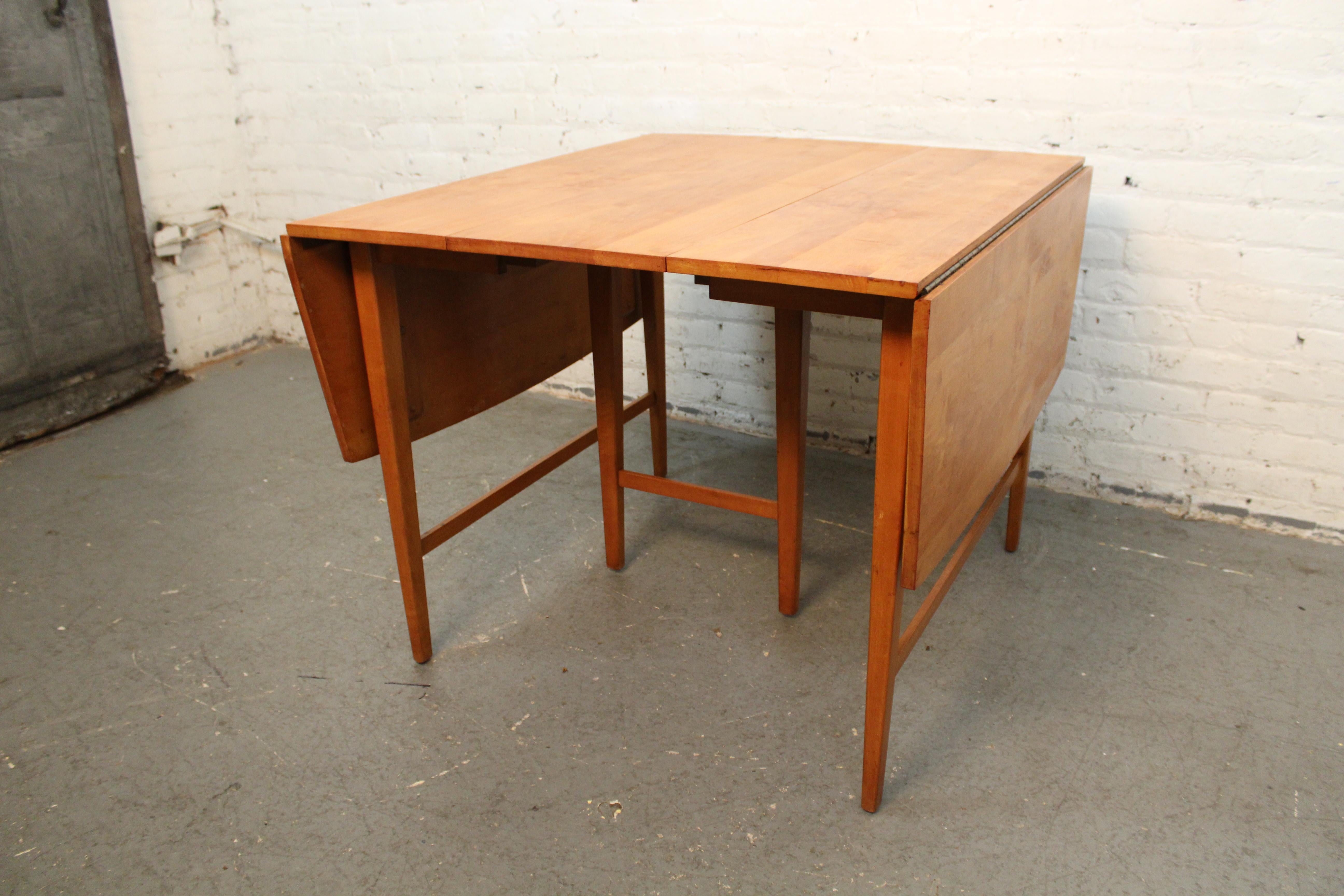 Planner Group Drop Leaf Dining Table by Paul McCobb for Winchendon Furniture 3