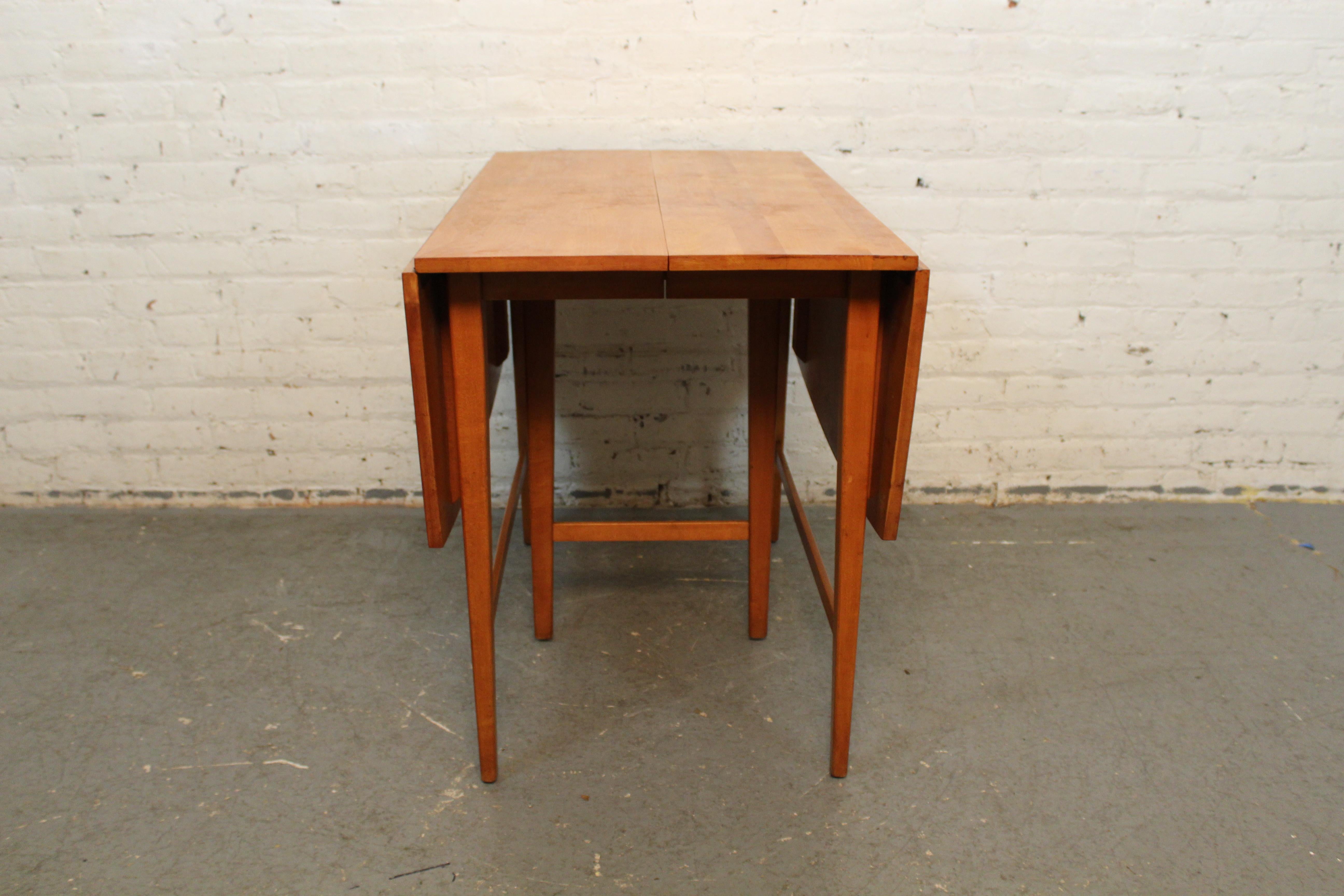 Joinery Planner Group Drop Leaf Dining Table by Paul McCobb for Winchendon Furniture