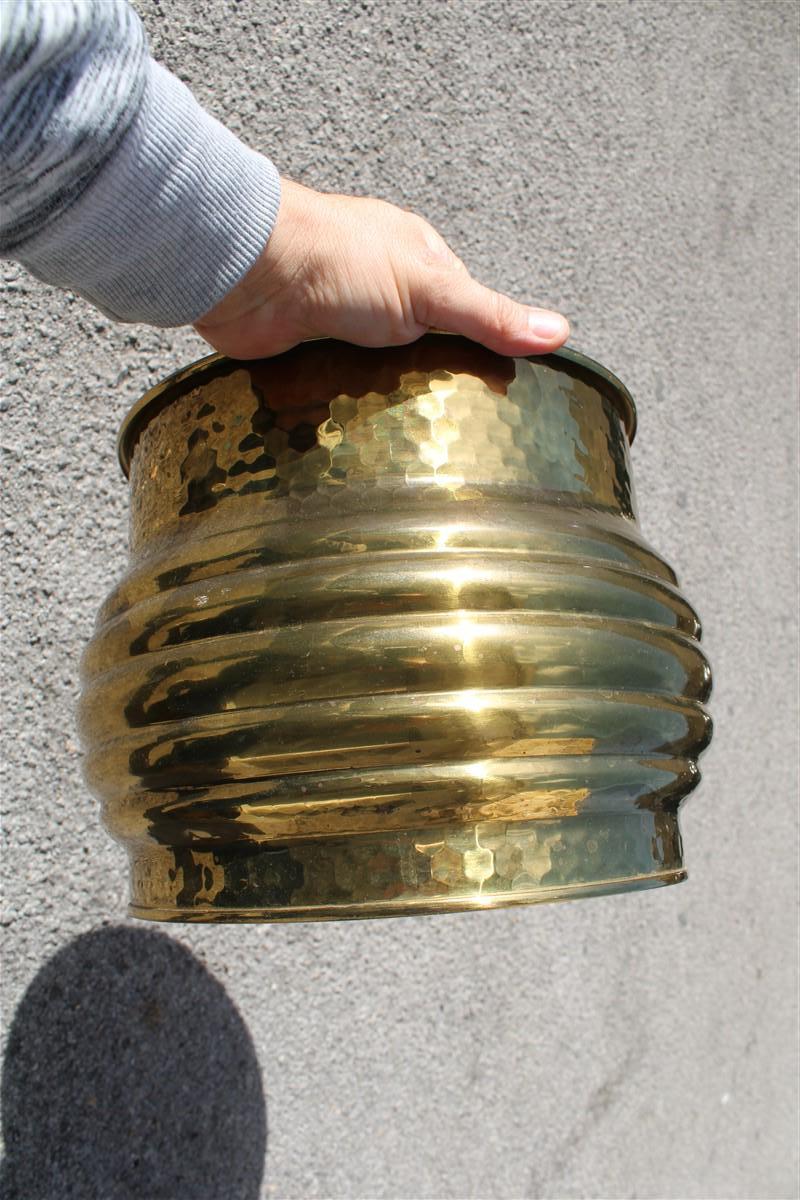Plant Holder in Solid Brass Circular Italian Design 1970s Planter Cachepot In Good Condition For Sale In Palermo, Sicily