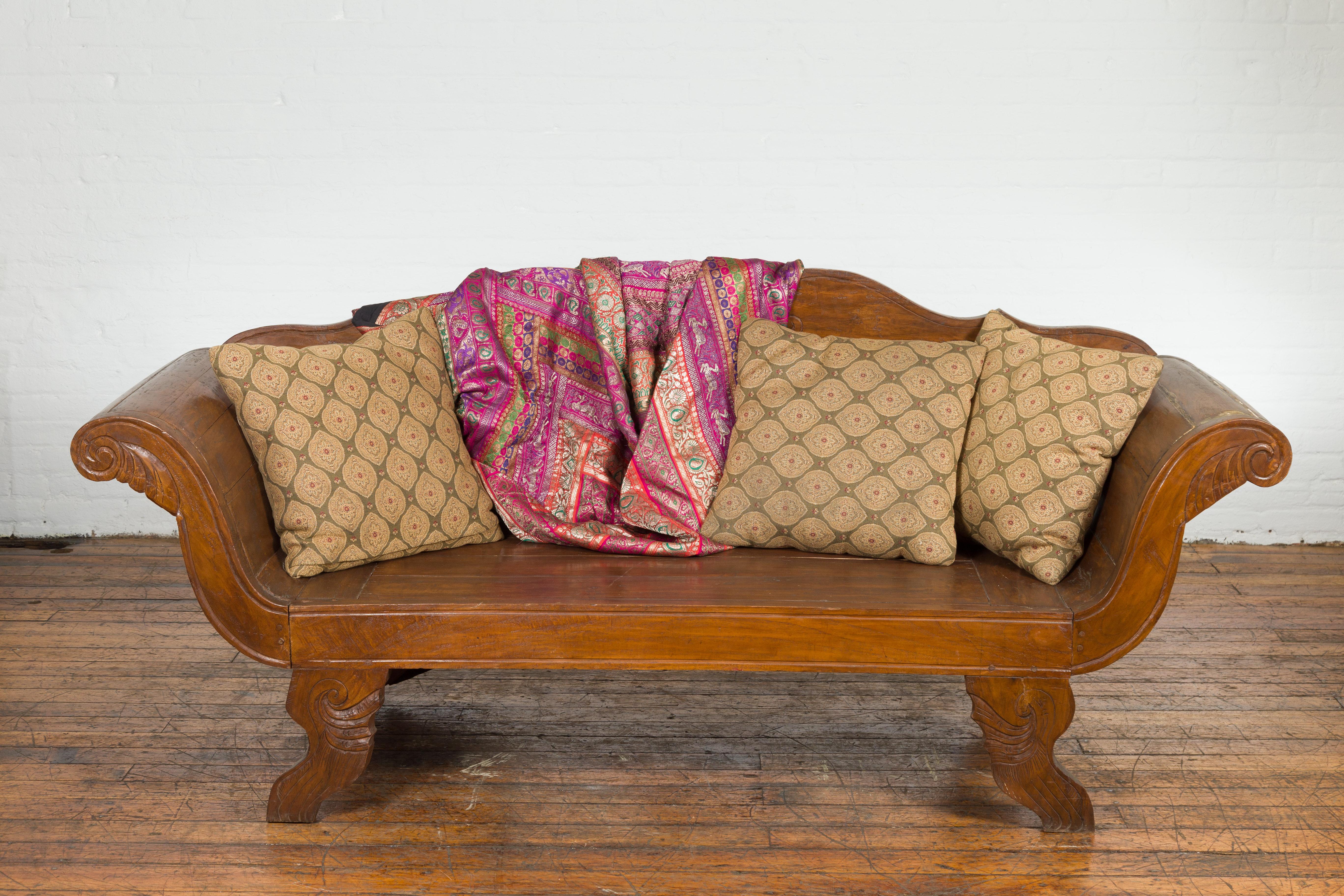 Javanese Teak Settee with Carved Décor and Out-Scrolling Arms For Sale 8