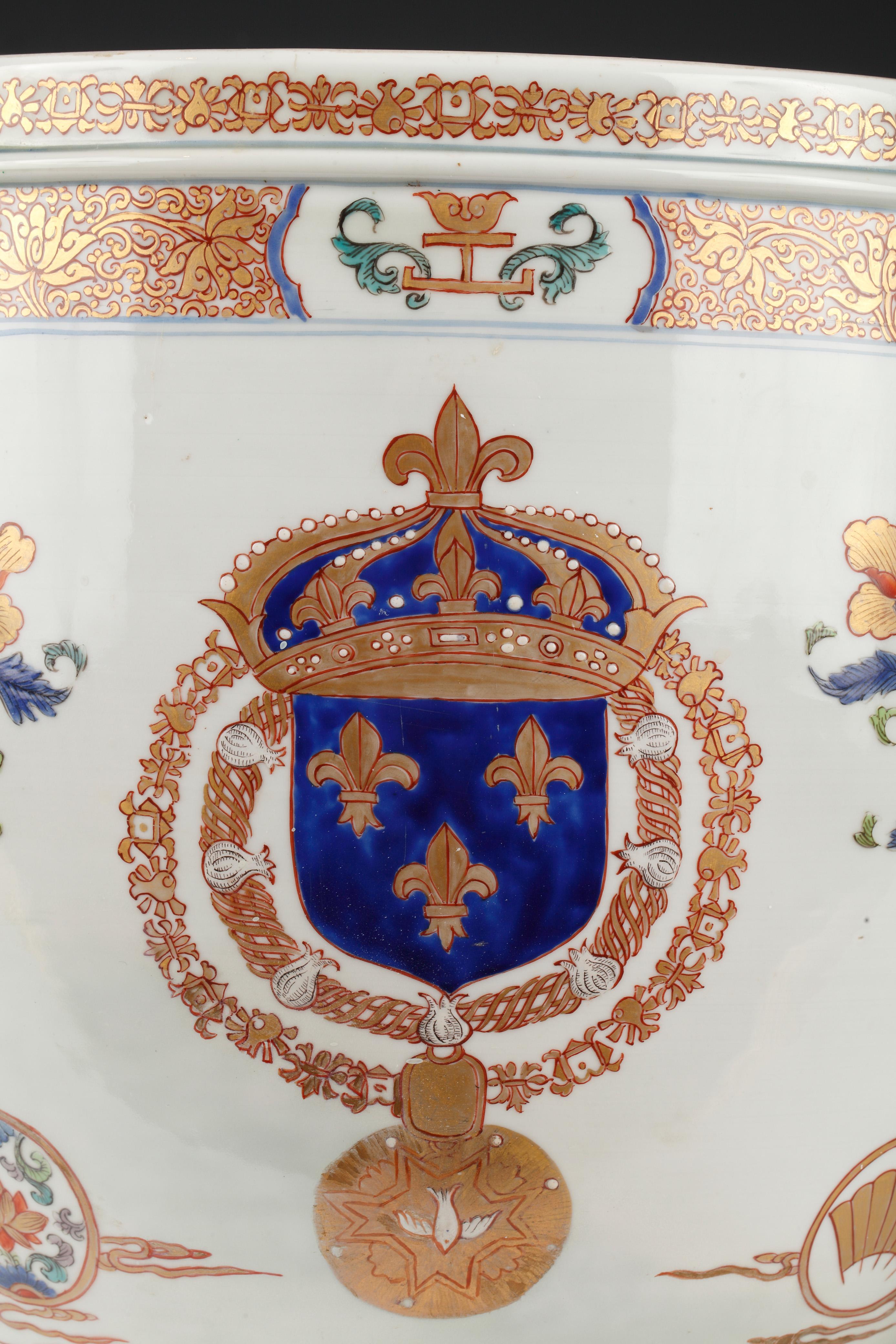 Planter and Decorative Dish Attributed to Samson & Cie, France, Circa 1880 en venta 7