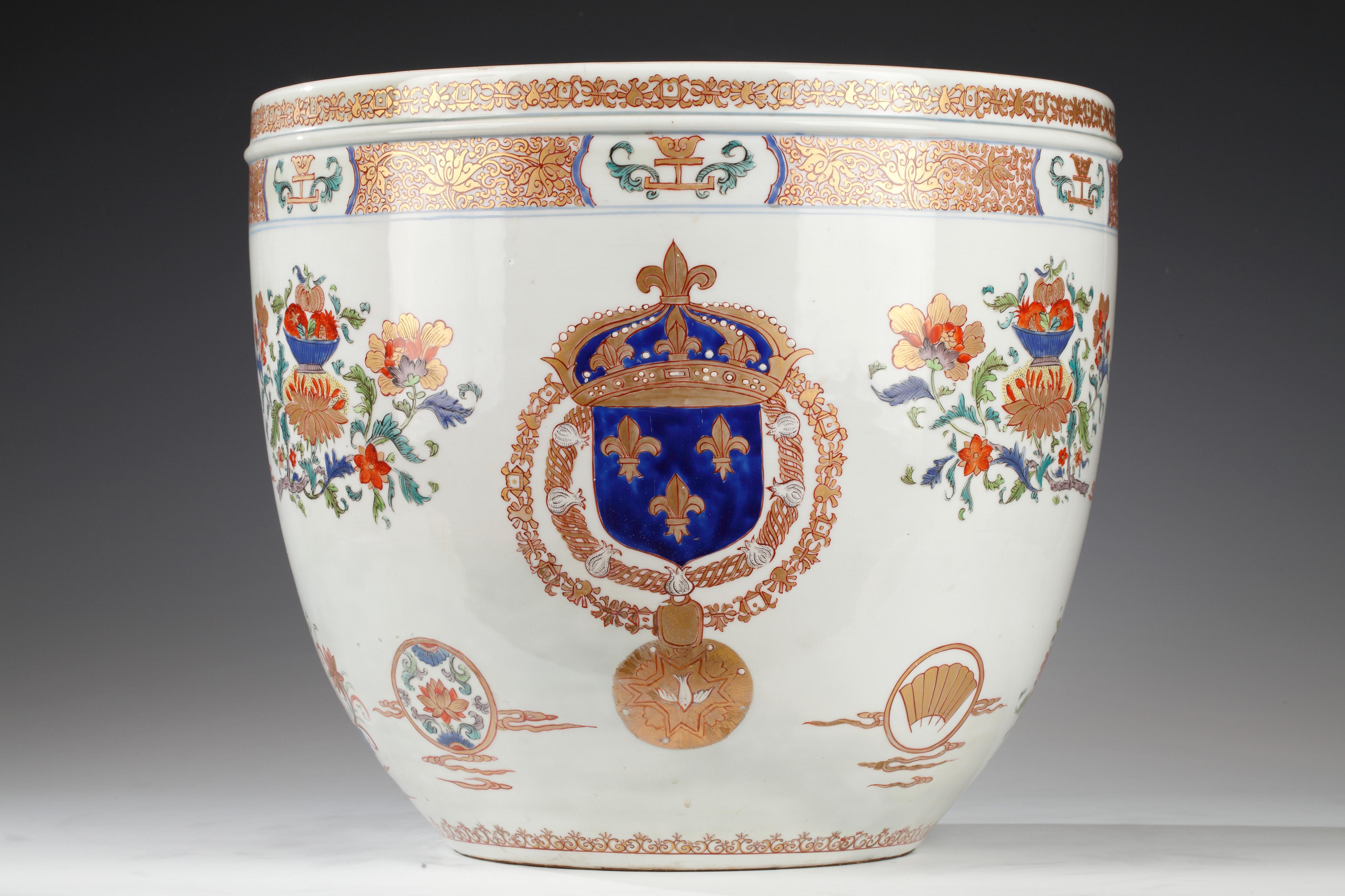Planter and Decorative Dish Attributed to Samson & Cie, France, Circa 1880 en Bueno estado para la venta en PARIS, FR