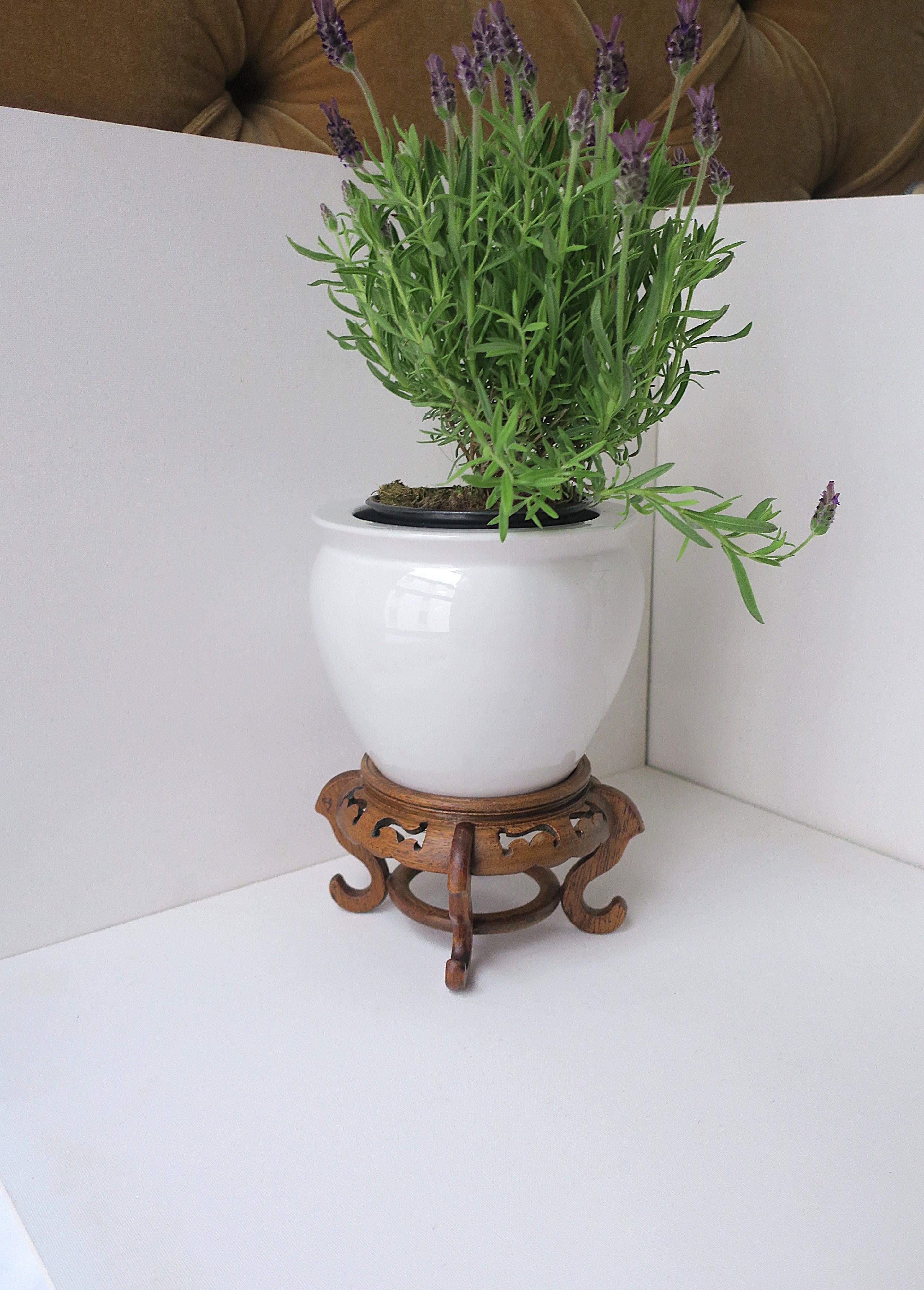 Porcellana Fioriera Cachepot Jardinière con supporto in vendita