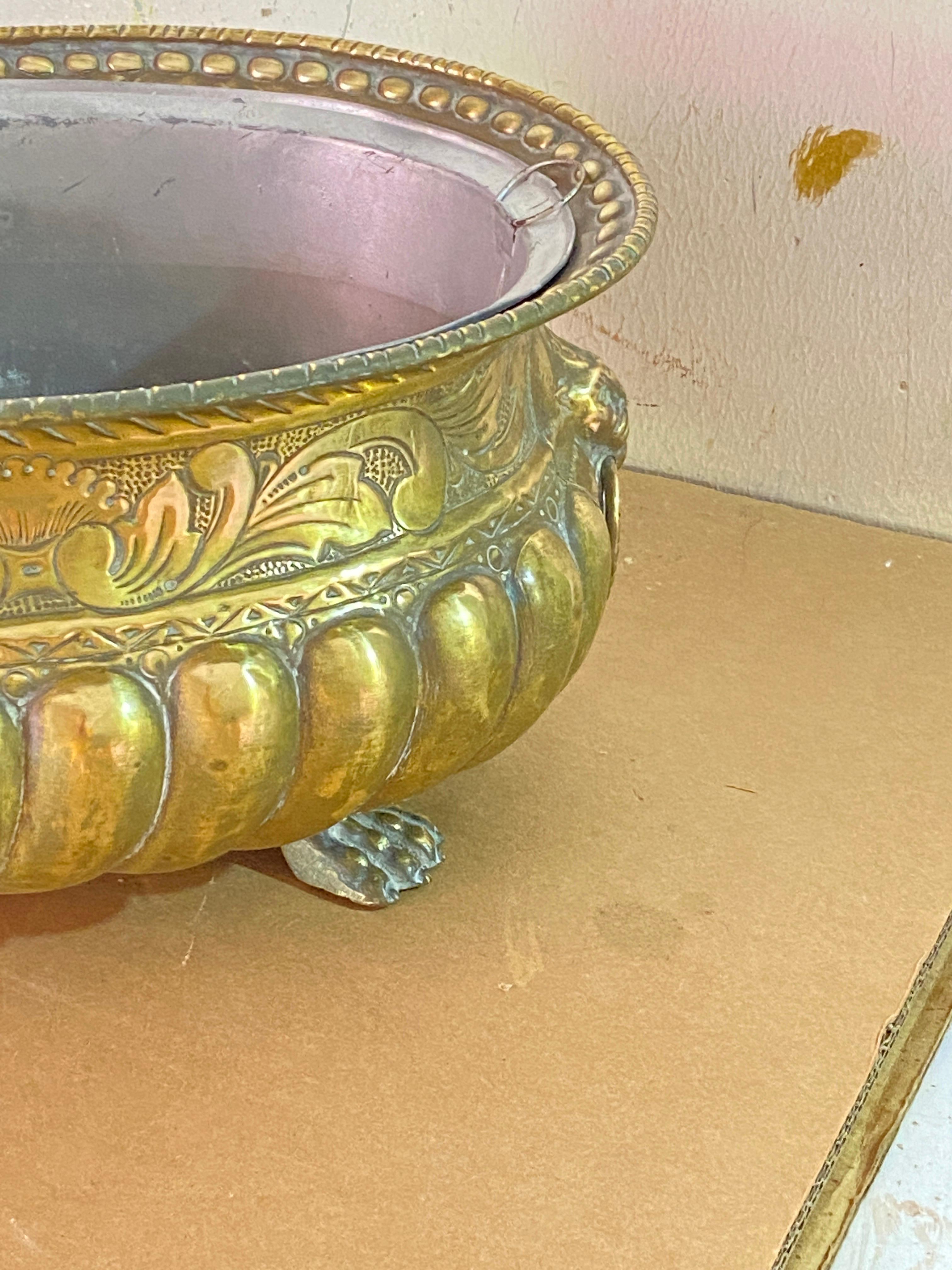 Planter, Champagne Cooler, in Brass, 19th Century, France, Carved Lion Pattern 3