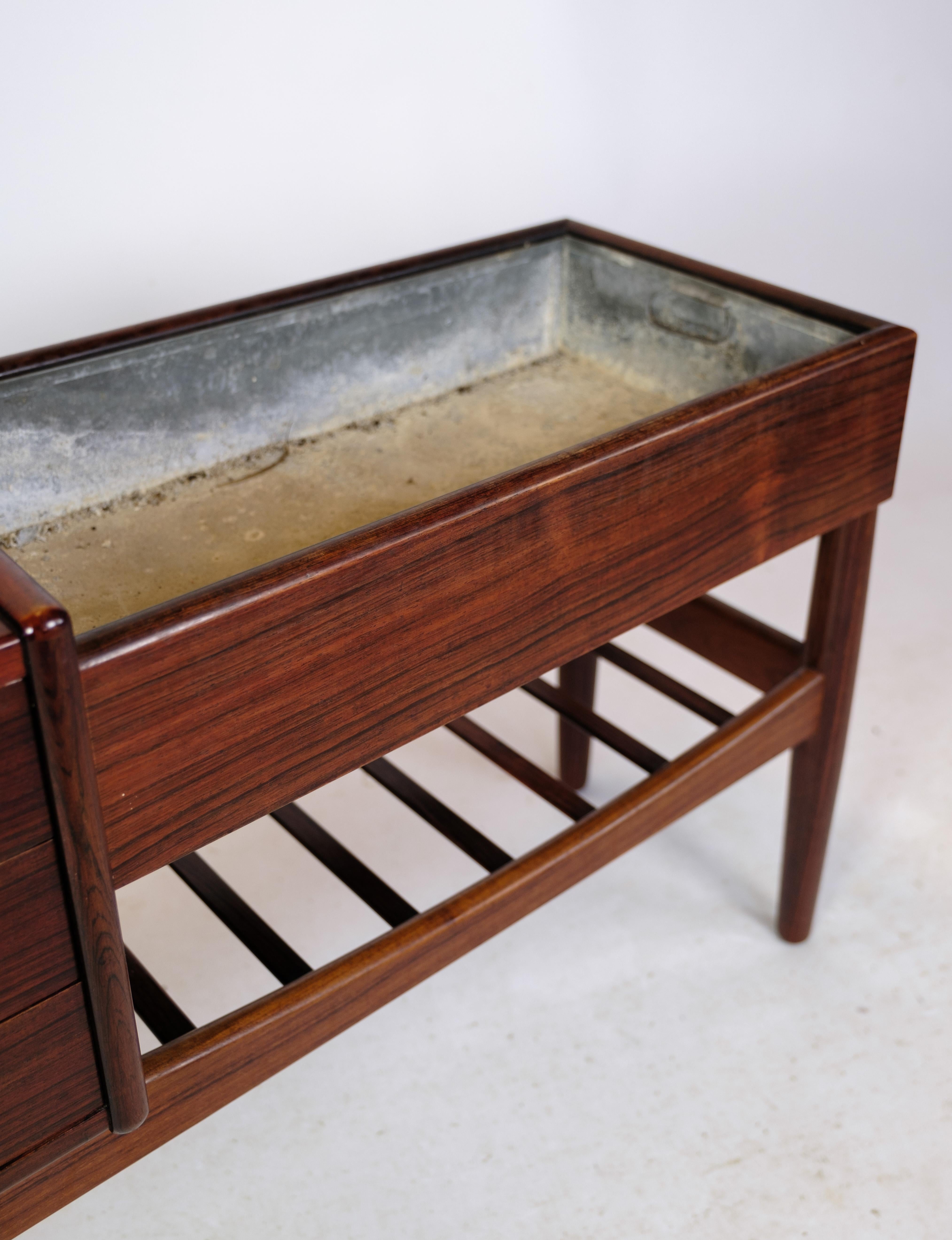 Planter in Rosewood Model 26 by Arne Wahl Iversen From 1959 For Sale 4