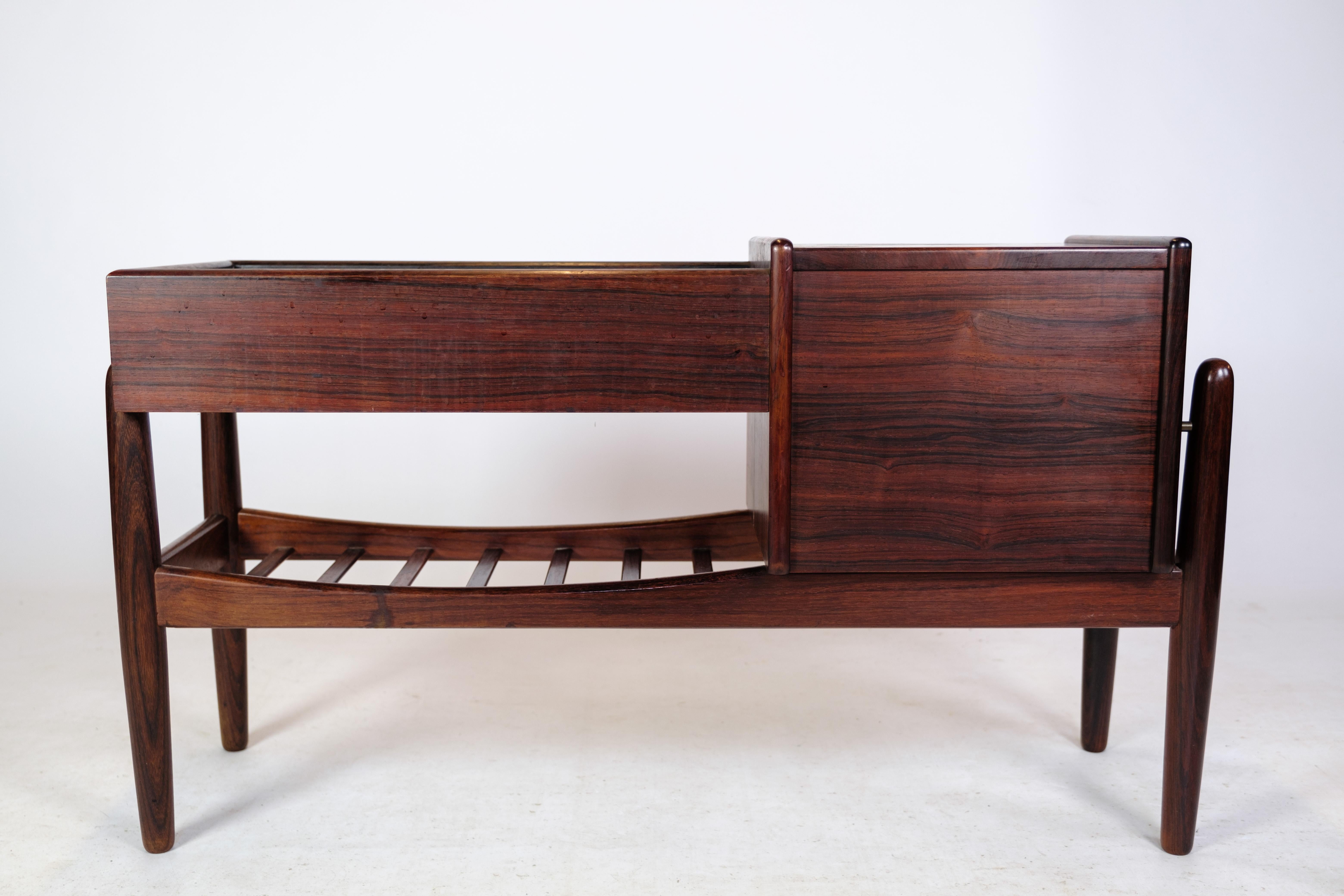 Planter in Rosewood Model 26 by Arne Wahl Iversen From 1959 For Sale 5