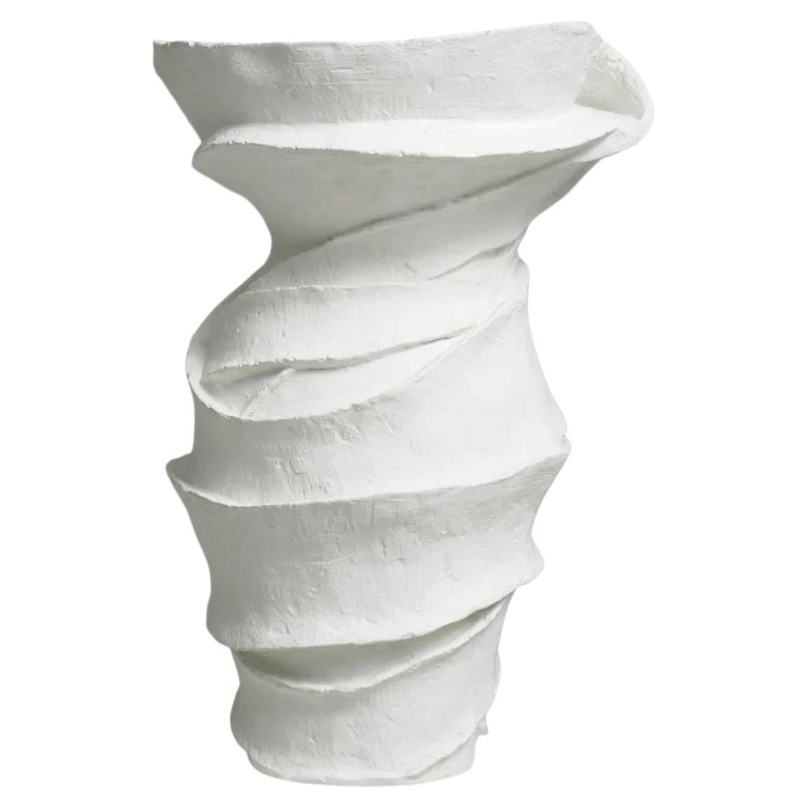 Vaso da fiori, bianco opaco, design elegante.