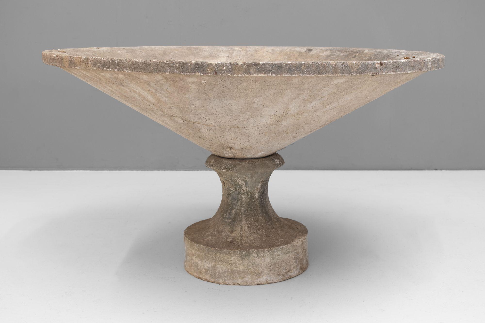 Planter on Stand In condizioni buone in vendita a London, England