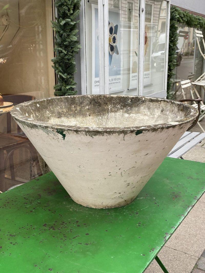 Mid-20th Century Planter, Willy Guhl For Sale
