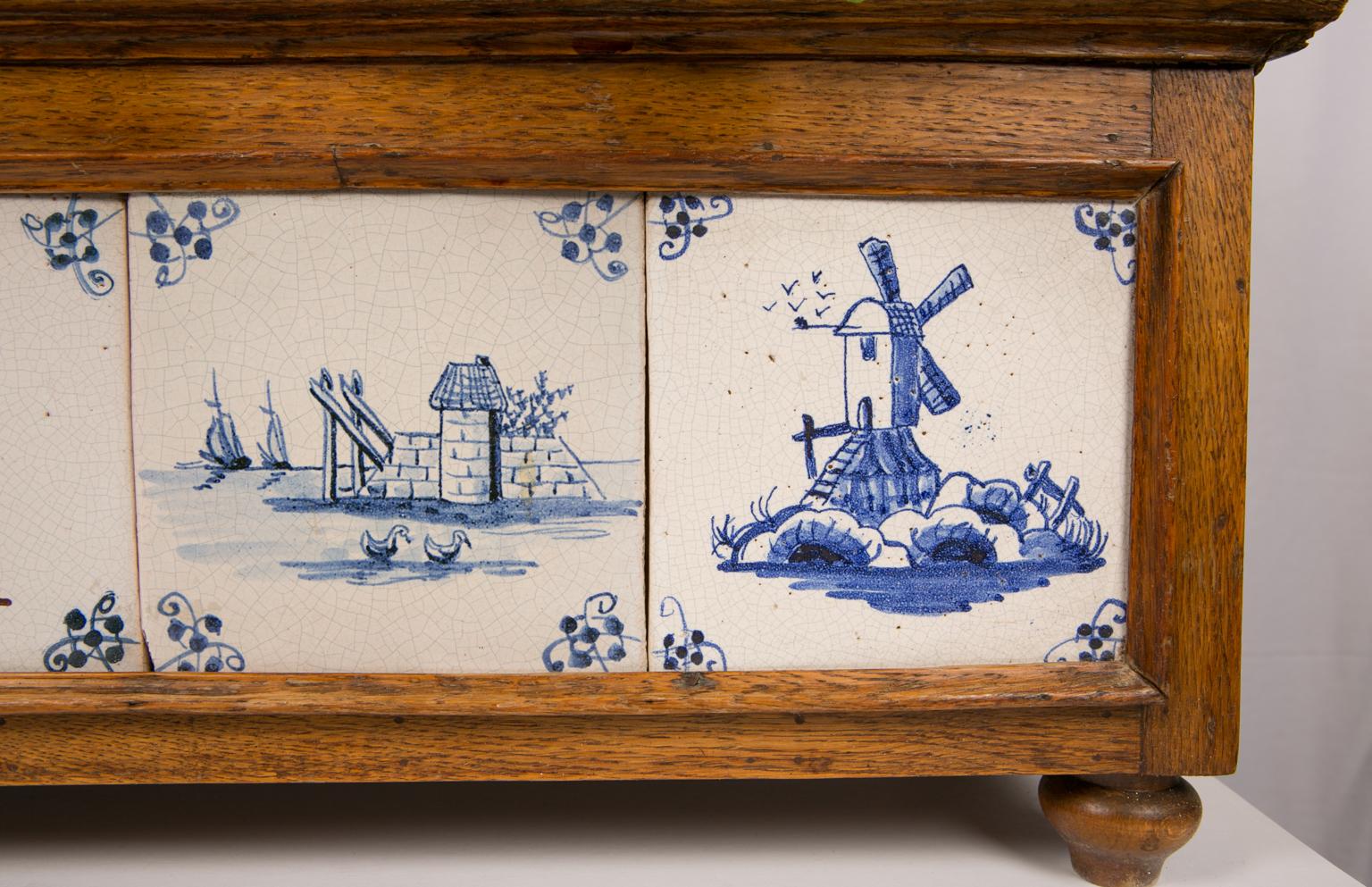 Planter with Dutch Delft Tiles from the 18th Century 8
